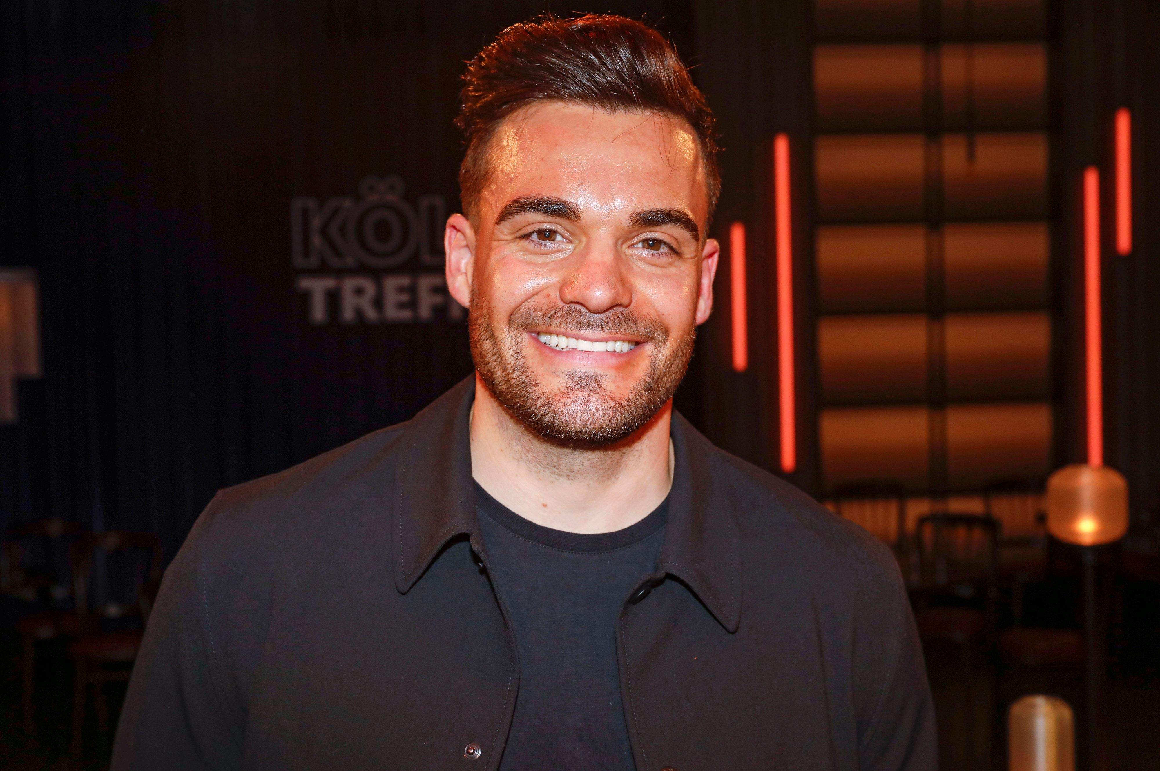 Stefano Zarrella hat über 1 Millionen Follower auf Insta.