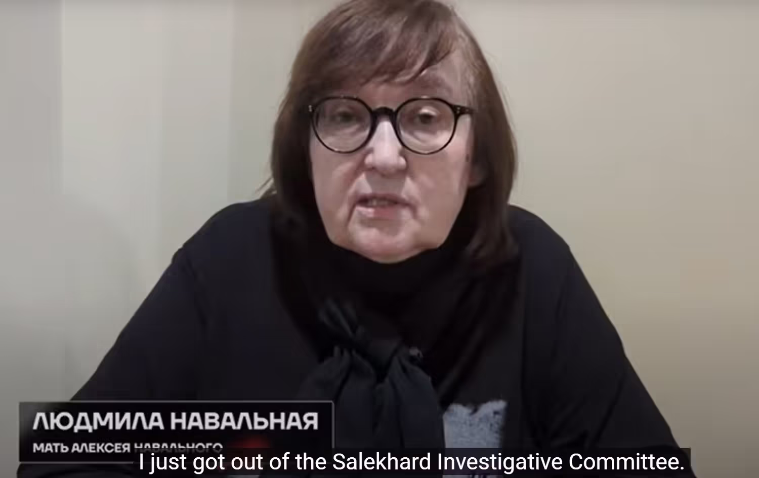 Laut Ljudmila Nawalnaja haben die russischen Behörden angedroht, ihren Sohn verrotten zu lassen, wenn sie einem geheimen Begräbnis nicht zustimmt.