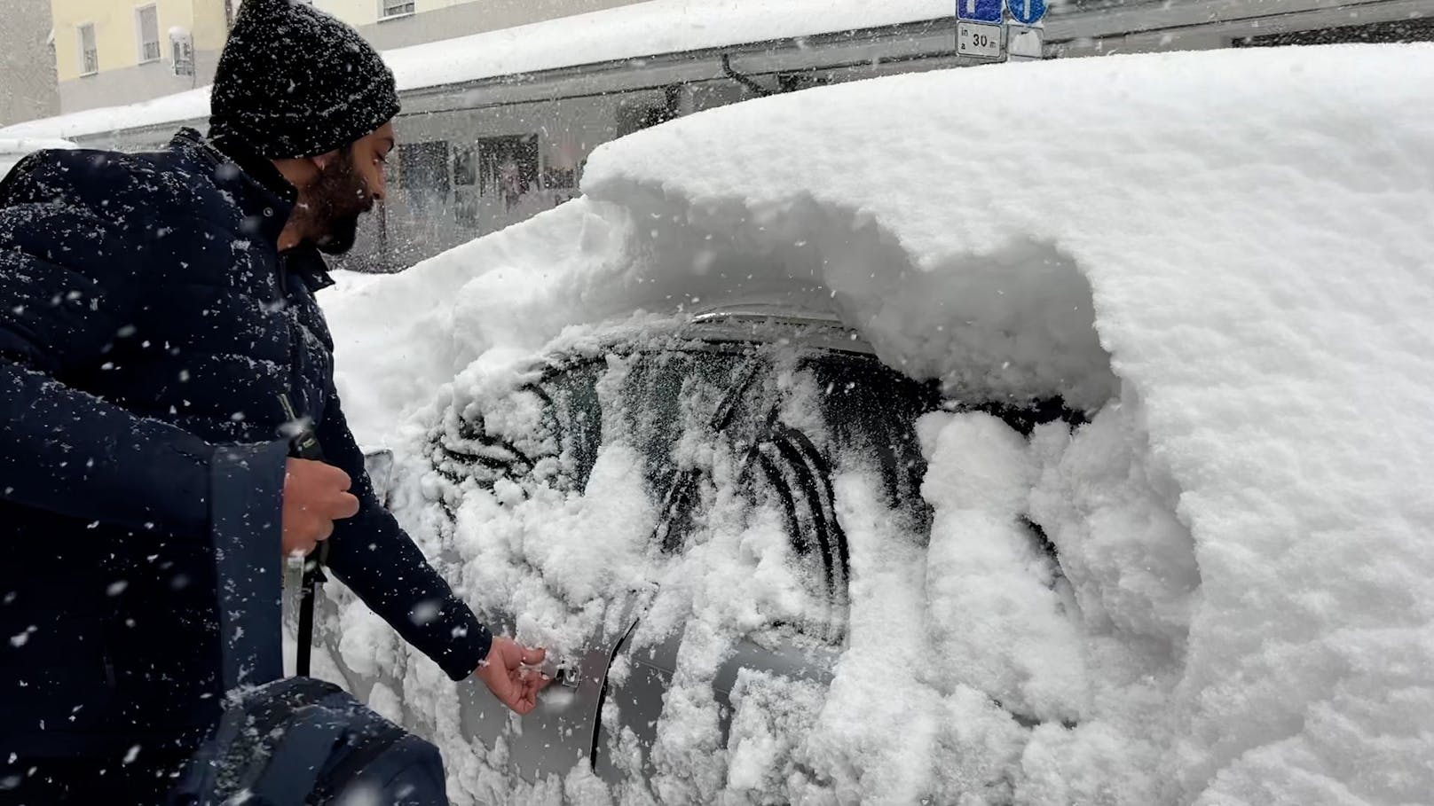Am Freitag (23.02.2024) kam es in Teilen Österreichs zu einem regelrechten Winter-Comeback mit gehörig viel Neuschnee. 