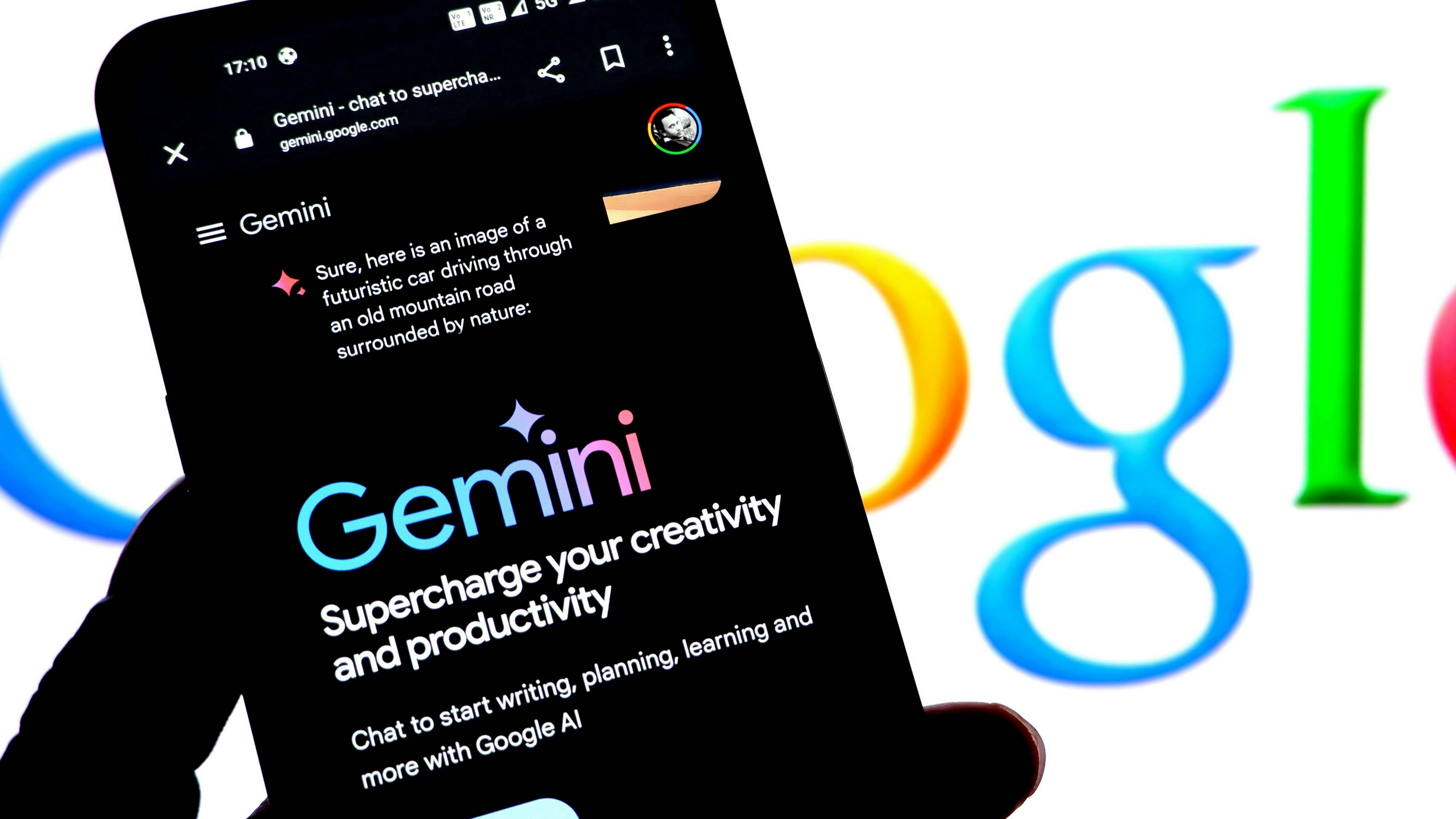 Photo illustration in India - 10 Feb 2024 In this photo illustration, a Gemini logo is seen displayed on a smartphone with a Google logo in the background. India NOxUSExINxGERMANY PUBLICATIONxINxALGxARGxAUTxBRNxBRAxCANxCHIxCHNxCOLxECUxEGYxGRExINDxIRIxIRQxISRxJORxKUWxLIBxLBAxMLTxMEXxMARxOMAxPERxQATxKSAxSUIxSYRxTUNxTURxUAExUKxVENxYEMxONLY Copyright: xSOPAxImagesx Editorial use only sipausa_51167813