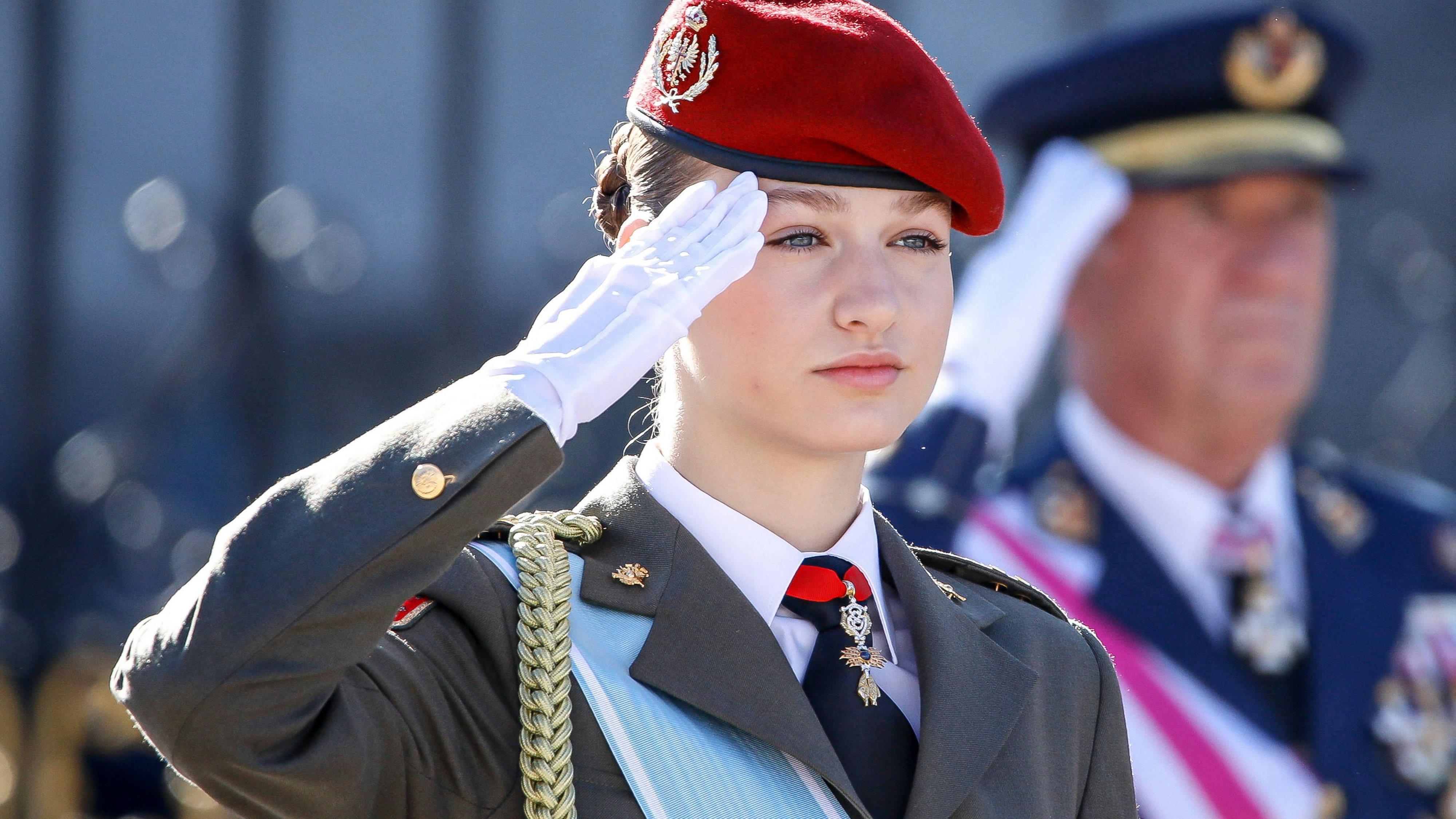 Prinzessin Leonor besucht derzeit die Militärakademie in Saragossa.