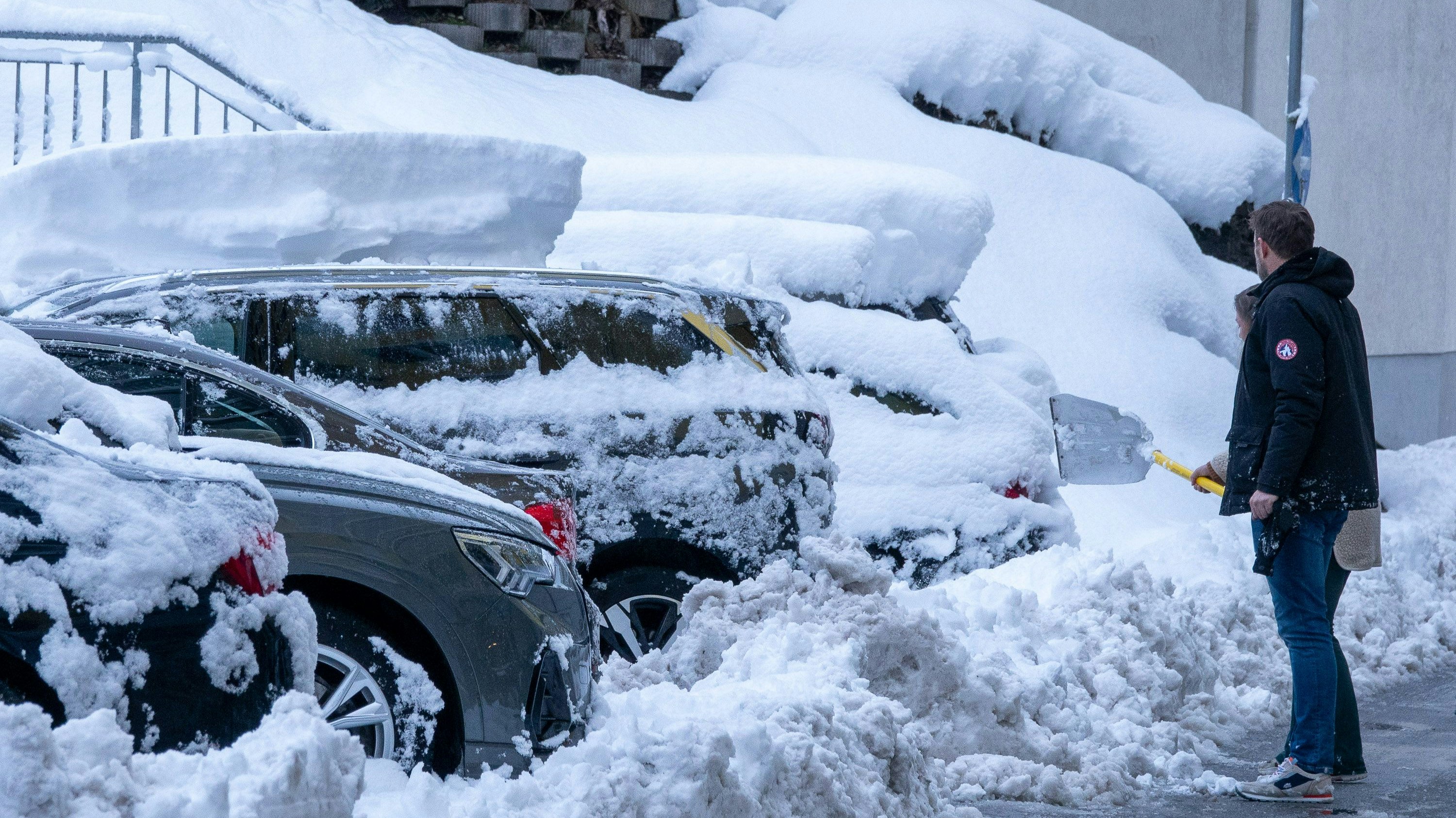 Heute.at - Erst 1 Meter Neuschnee, dann ändert sich Wetter völlig
