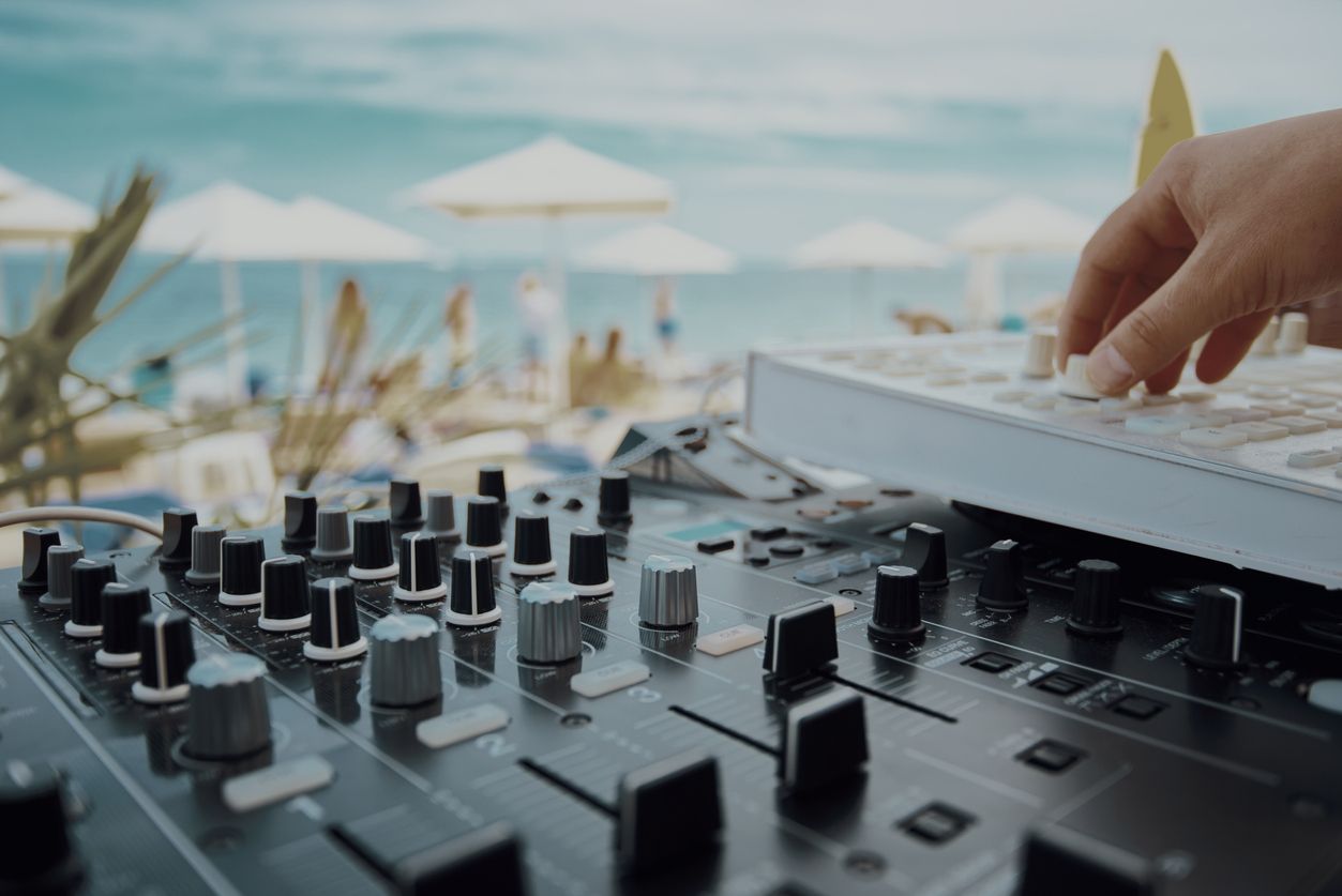 Der Hobby-DJ lebte seit mehreren Jahren auf der thailändischen Insel Koh Phangan.