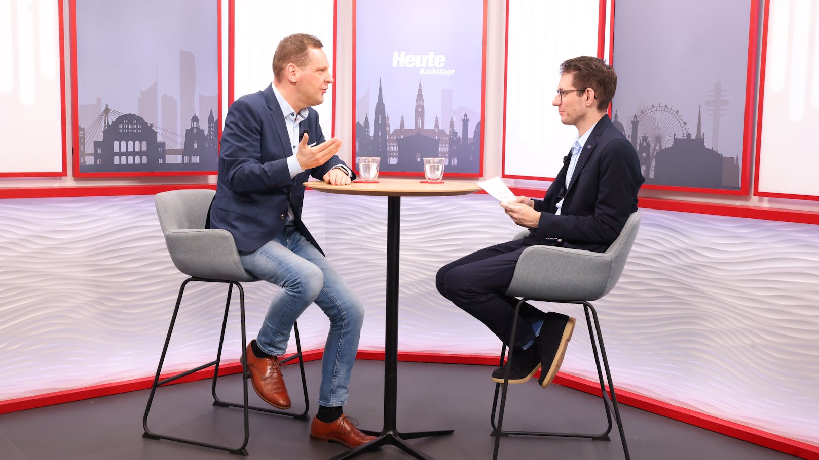 Kucher im Interview mit <em>"Heute"</em>-Chefredakteur Clemens Oistric