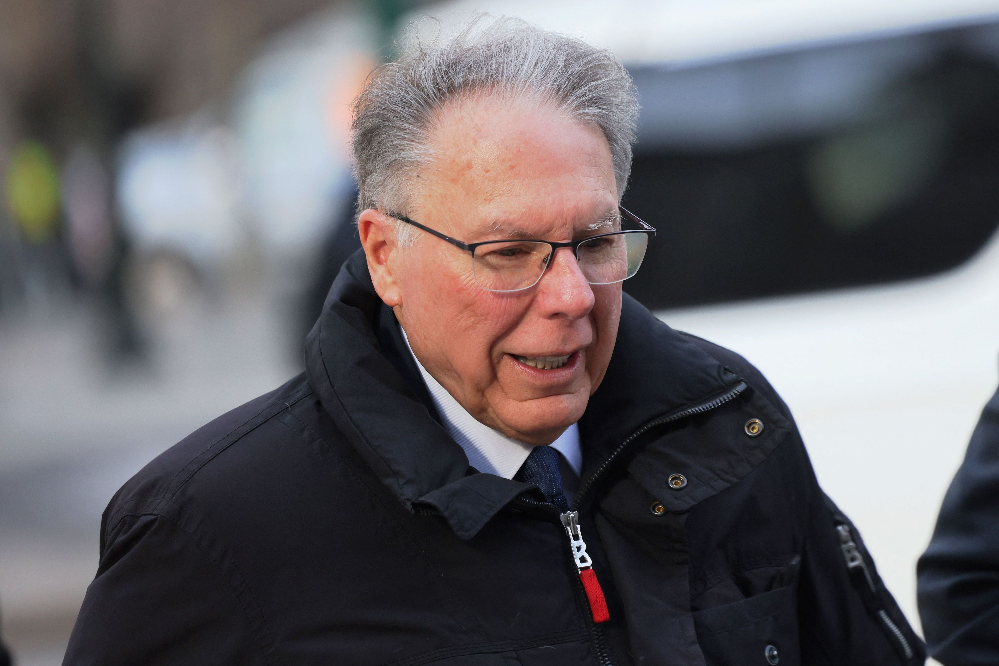 Der 74 Jahre alte LaPierre hatte kurz vor Beginn des Prozesses in New York im Januar angekündigt, das Amt aus gesundheitlichen Gründen niederzulegen.