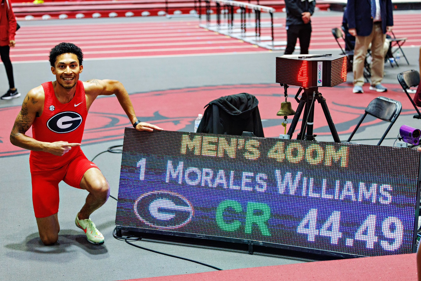 Der 19-jährige Christopher Morales Williams brach den Hallenweltrekord über 400 Meter.