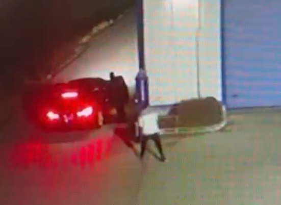 Überwachungs-Aufnahme: BMW-Bande stahl einen M5 mit 600 PS im Burgenland.