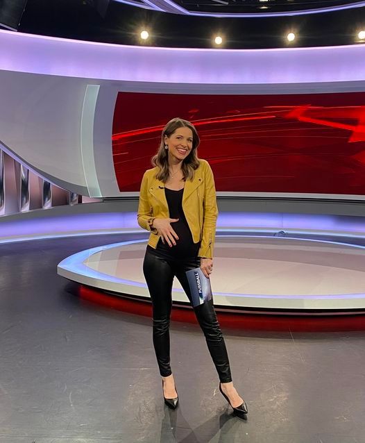 Kristina Inhof verabschiedet sich in die Baby-Pause.