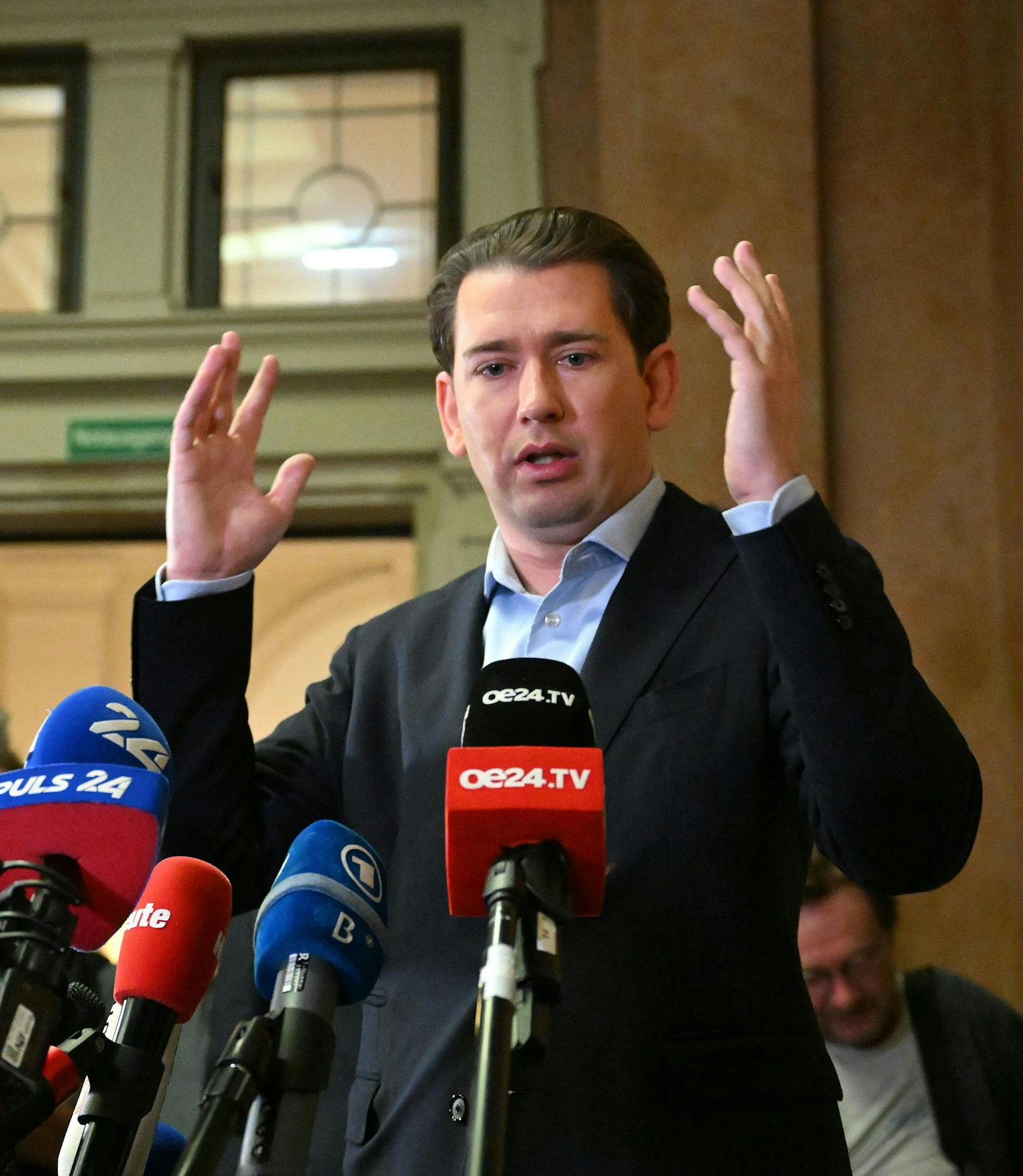 Der frühere Bundeskanzler Sebastian Kurz (ÖVP) nach seinem Schuldspruch wegen Falschaussage am 23. Februar 2024.