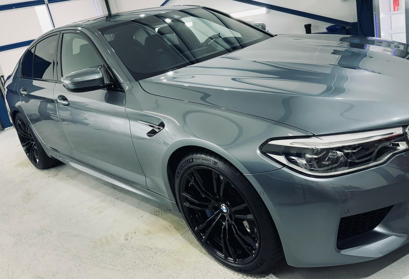 Gestohlener Bolide tauchte wieder auf: Der BMW M5 F90 hat 600 PS, schafft bis zu 300 km/h.