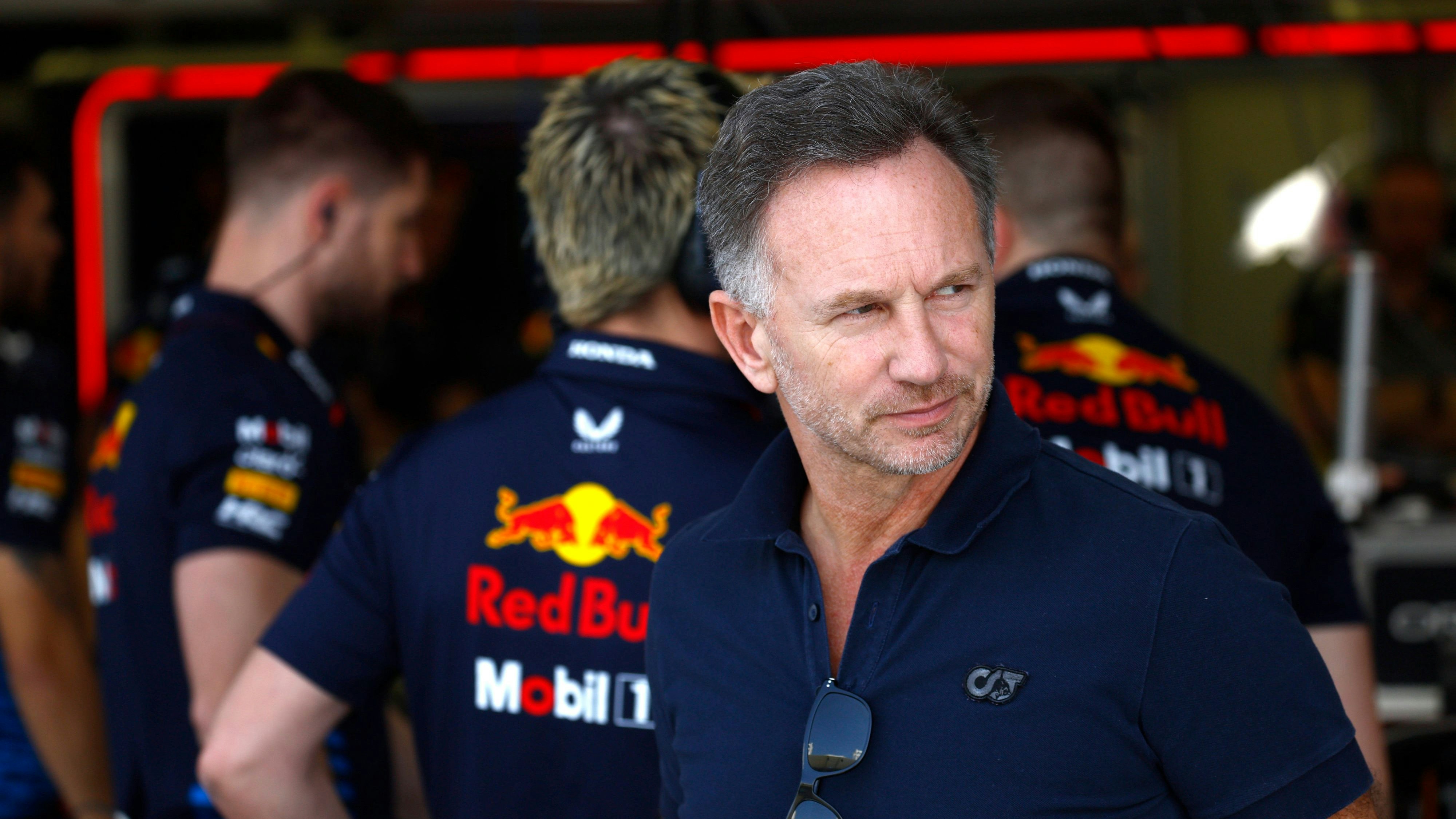 Red-Bull-Teamchef Christian Horner steht weiter unter Druck.