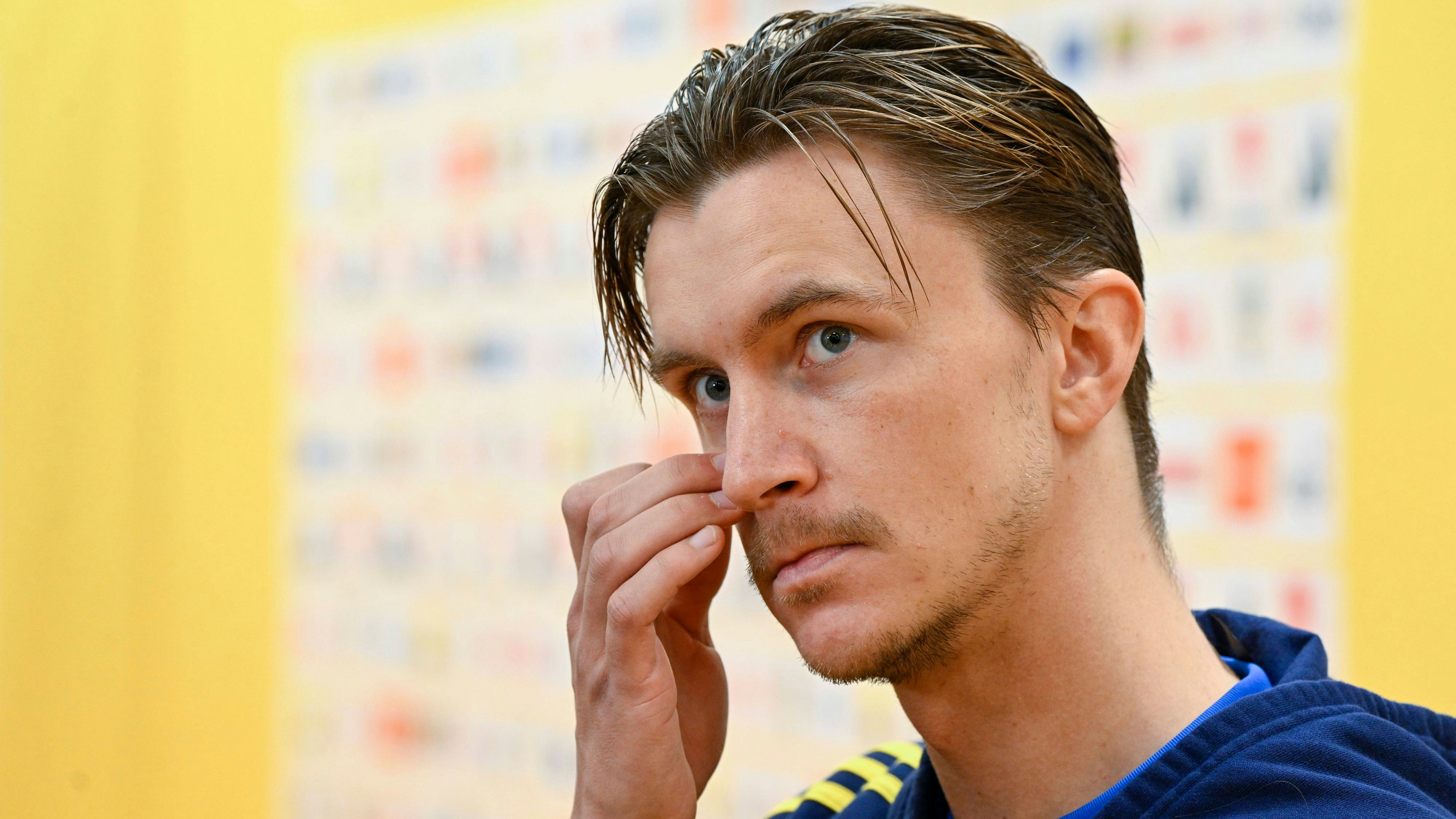 Der schwedische Teamspieler Kristoffer Olsson befindet sich im Krankenhaus. 