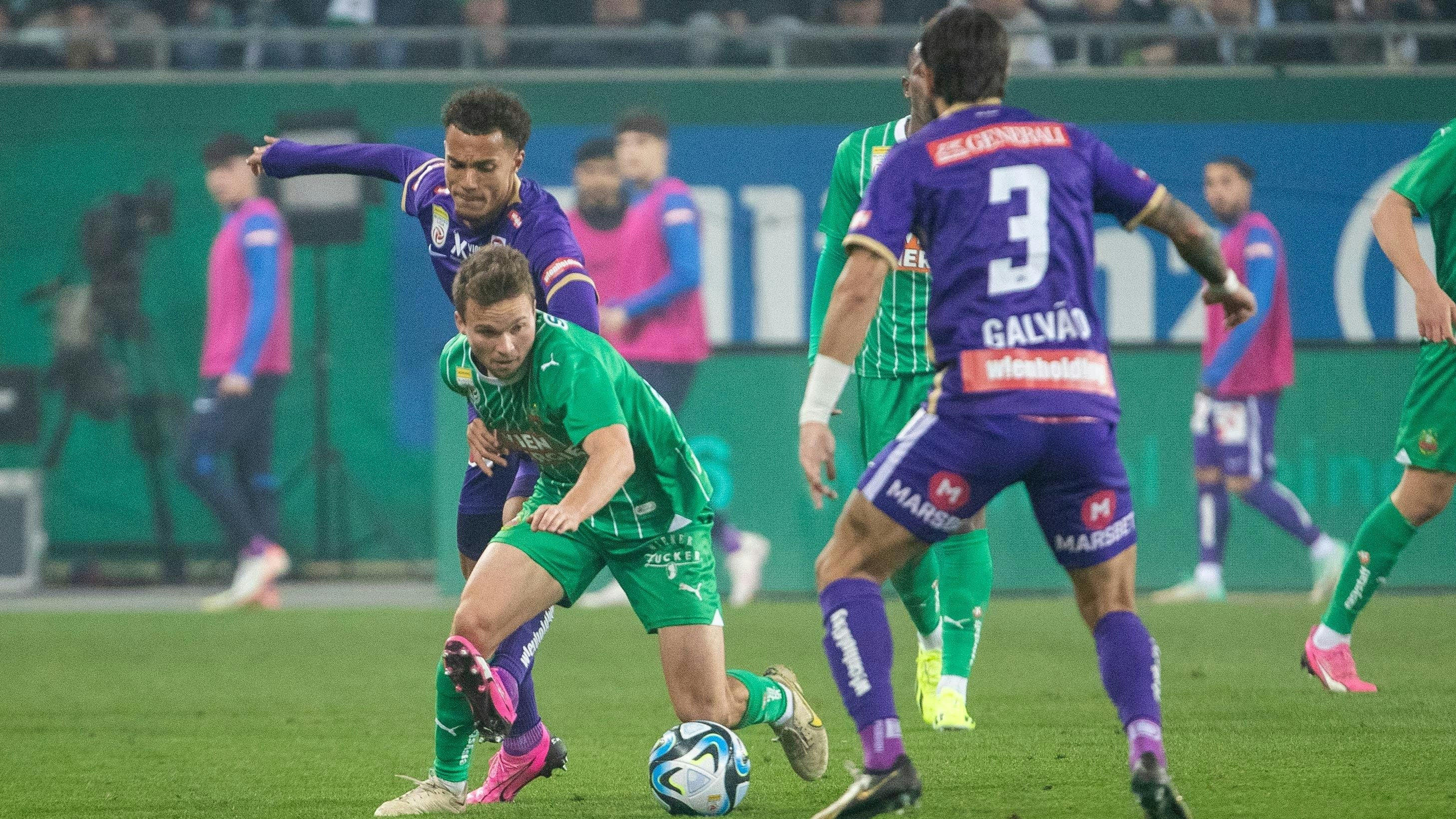 Heute.at - Derby-Torschütze nach Eklat: Nicht zu akzeptieren