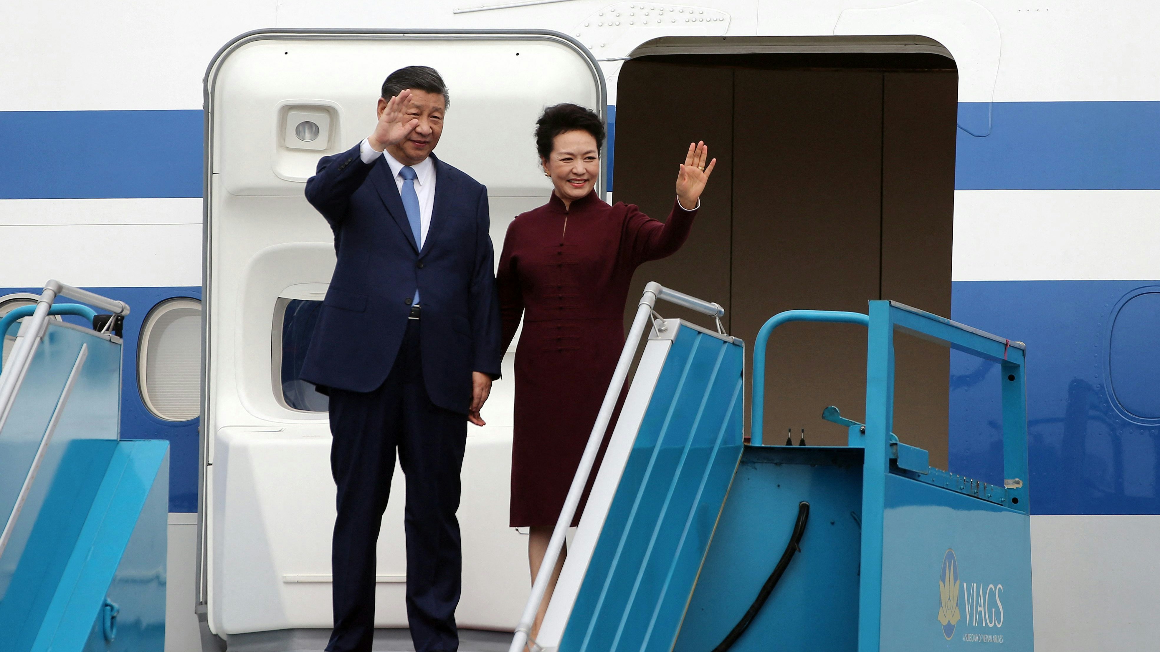 Technologie-Wettstreit mit den USA: Chinas Staatspräsident President Xi Jinping mit seiner Ehefrau Peng Liyuan