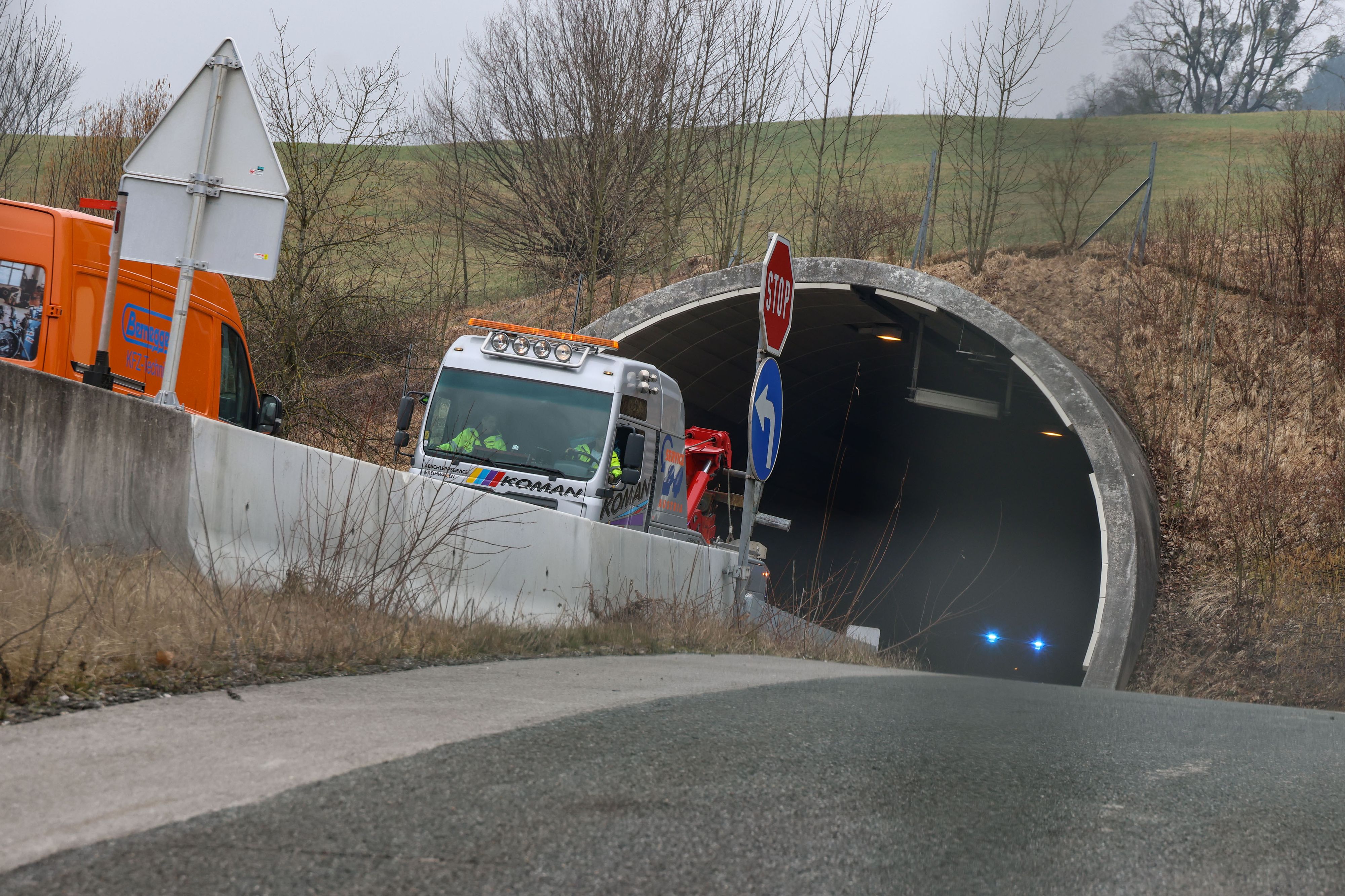 Im Kienbergtunnel im Bezirk Kirchdorf hatte sich in der Vorwoche eine tödliche Kollision ereignet. Jetzt kam es wieder zu einem Zwischenfall.