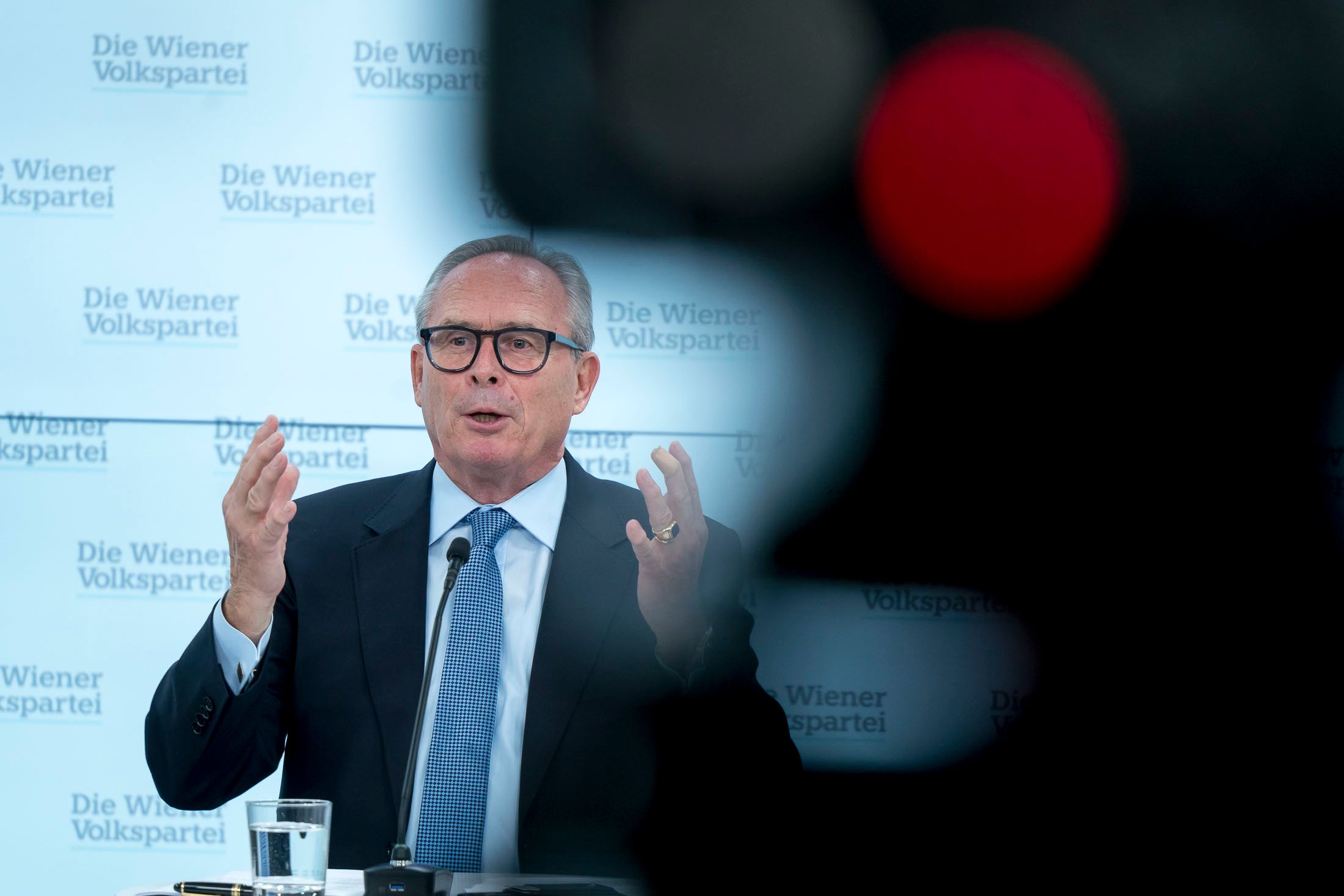 Schon Volksschüler sprechen in Wien schlecht Deutsch: VP-Wien-Chef Karl Mahrer schlägt Alarm.