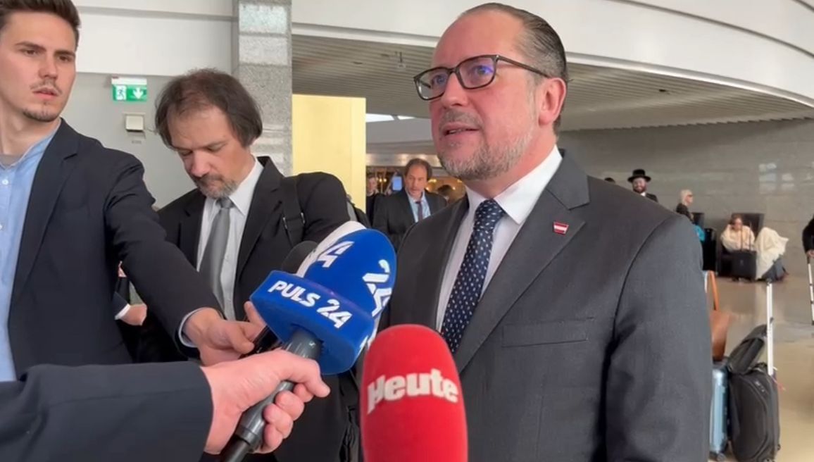 Schallenberg bricht in den Nahen Osten auf