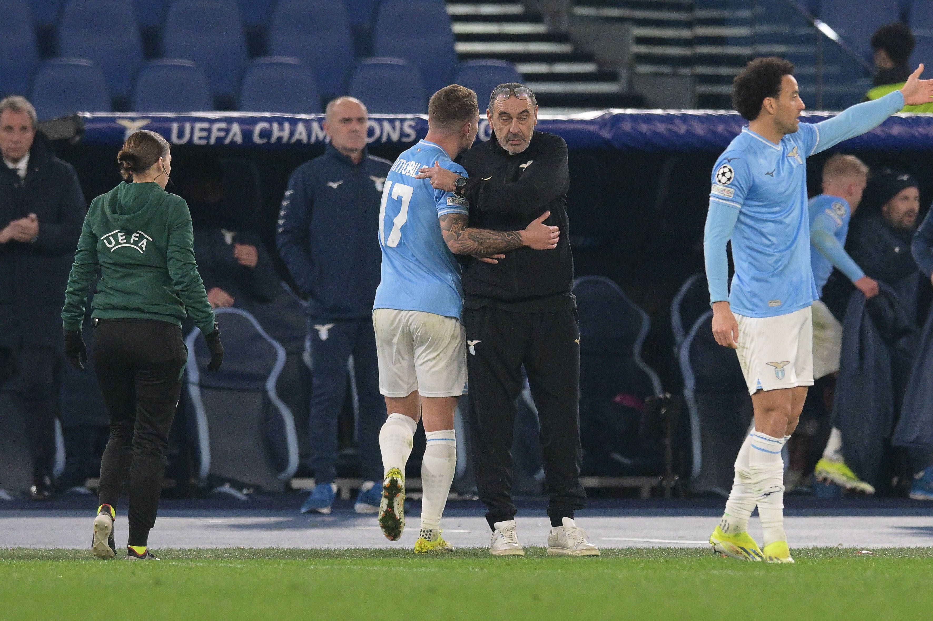 Lazio-Coach Maurizio Sarri sorgt für Aufregung.