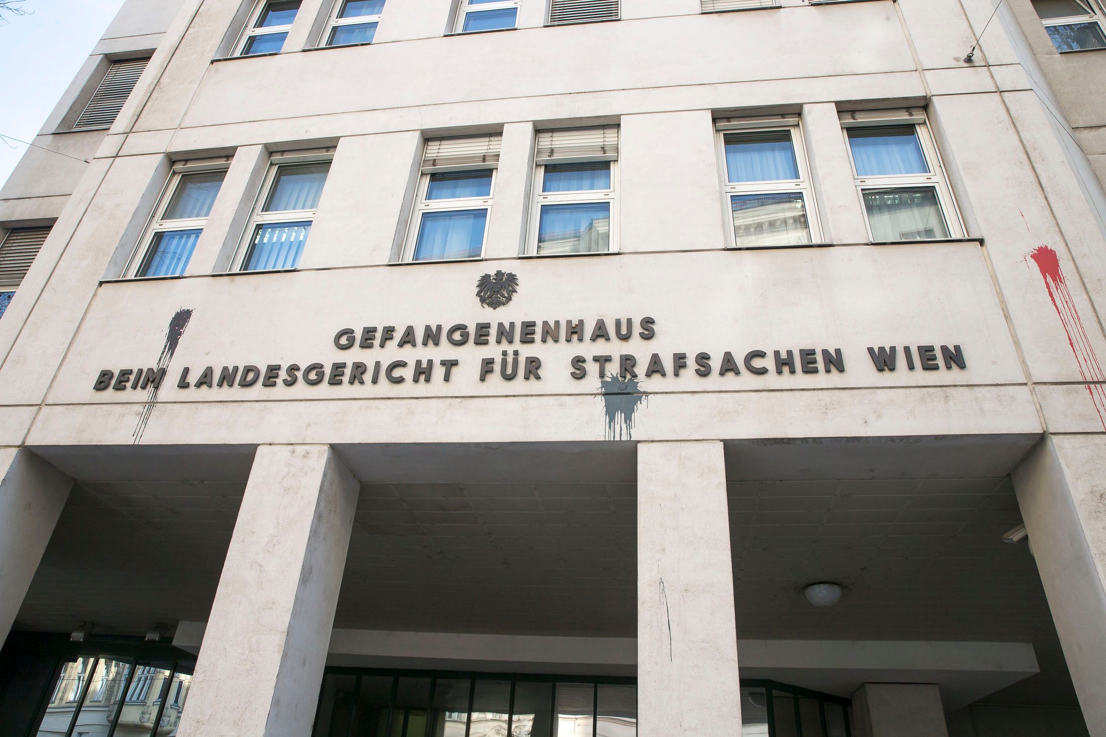 Die Justizanstalt Josefstadt in Wien: Nach einem Wassereinbruch bleibt ein Trakt weiterhin ohne Strom.