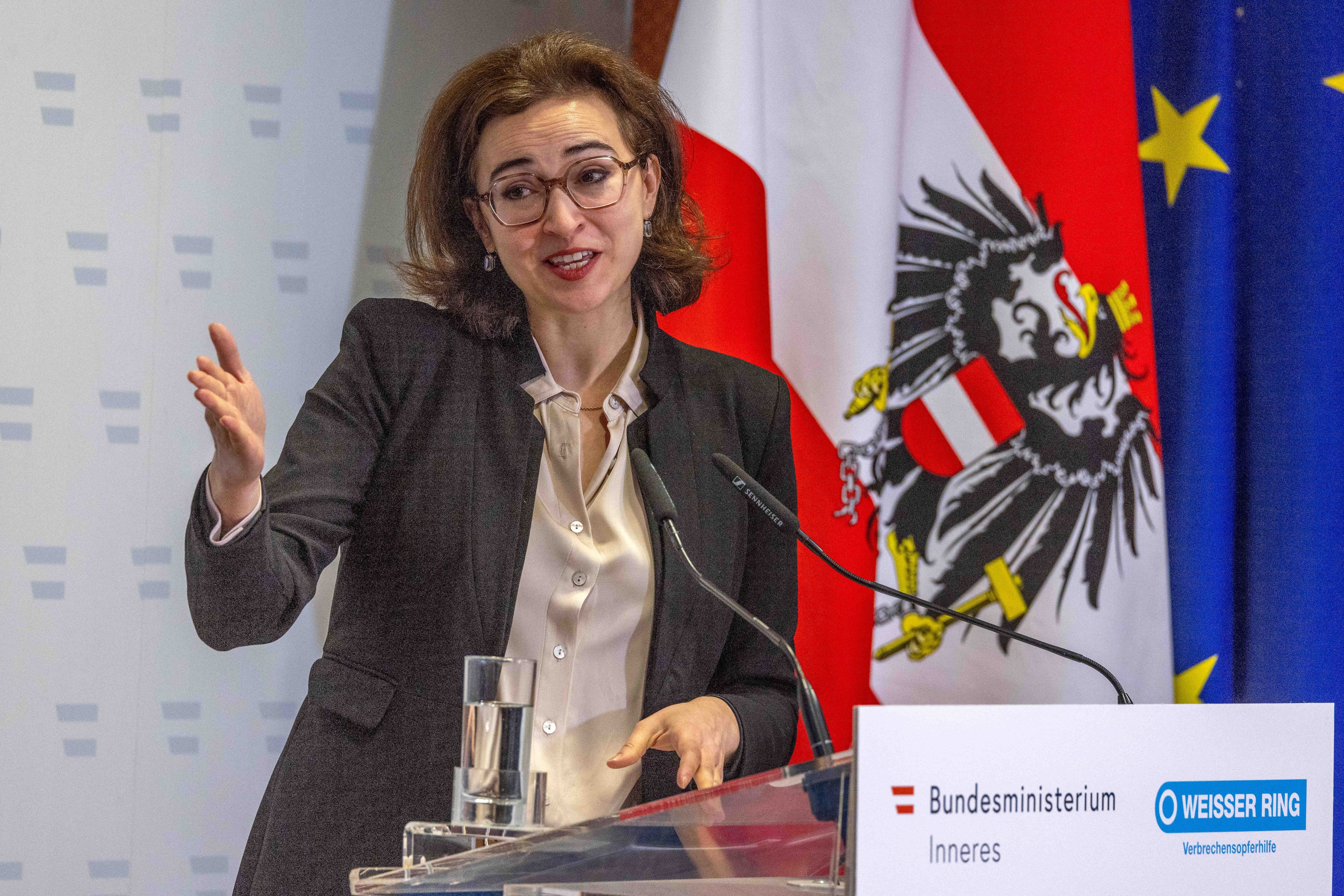 Akten ab nach Russland: Ein Erlass der Justizministerin könnte es in sich haben.