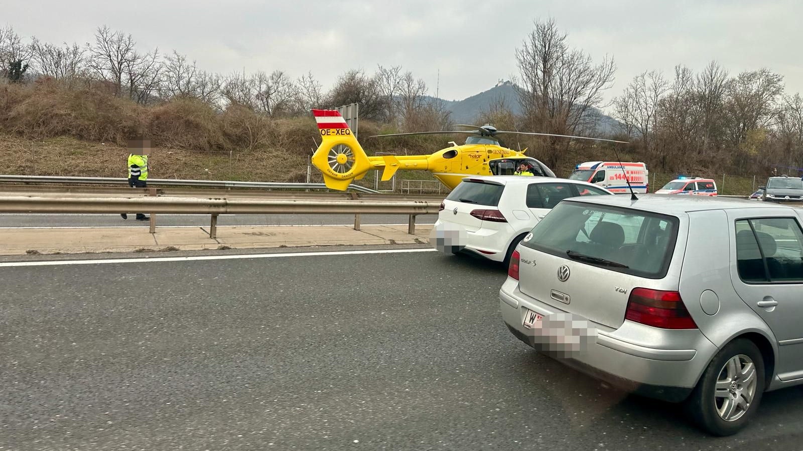 Unfall auf Autobahn – 6 Kilometer Stau auf A22!