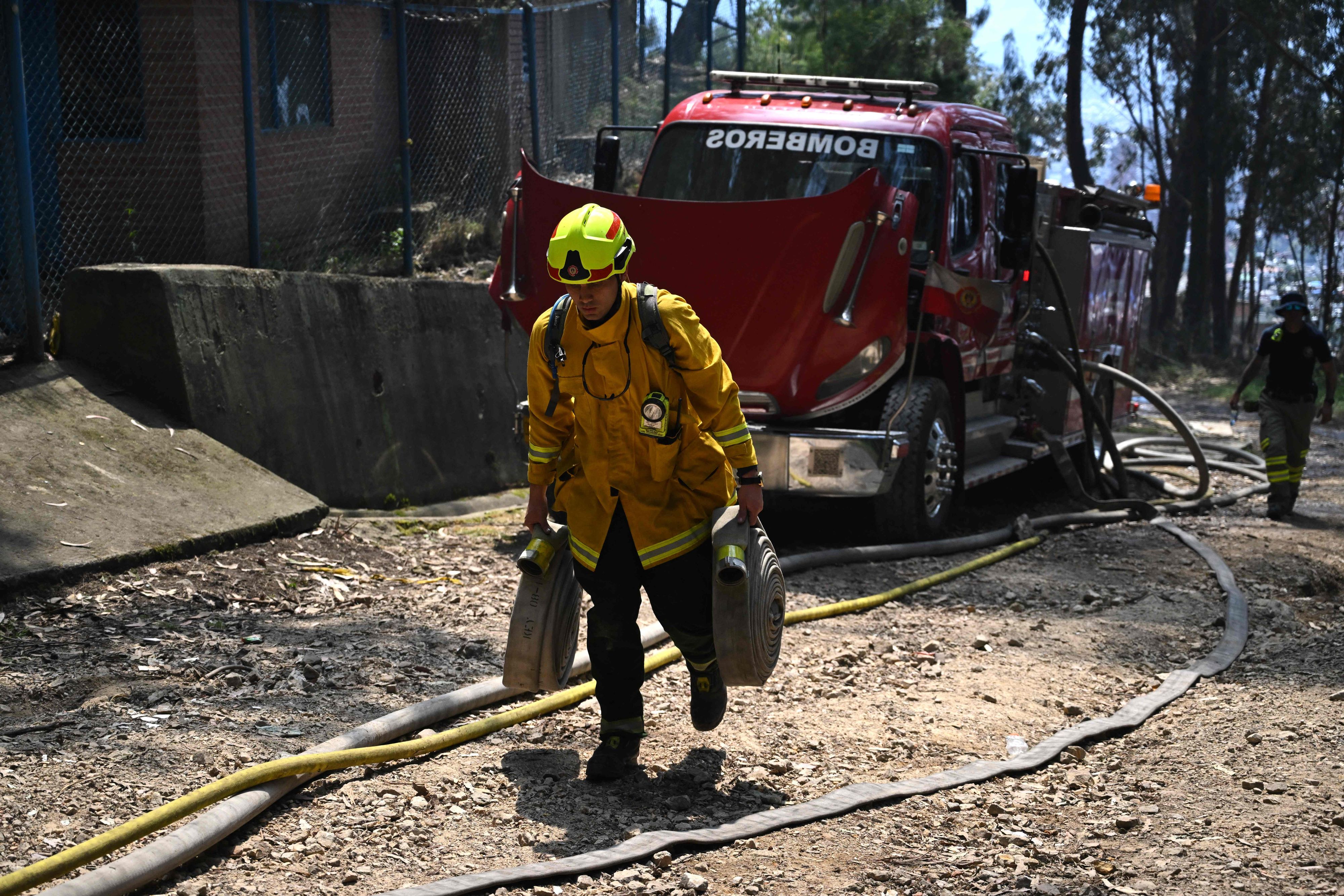 Kolumbien ächzt derzeit unter Rekordtemperaturen. Das Land ist von katastrophalen Waldbränden betroffen.