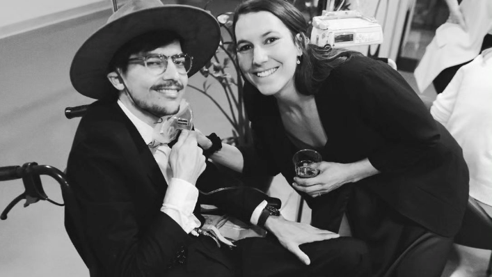 Wendy Holdener trauert um ihren Bruder Kevin, der den Kampf gegen den Krebs verlor.