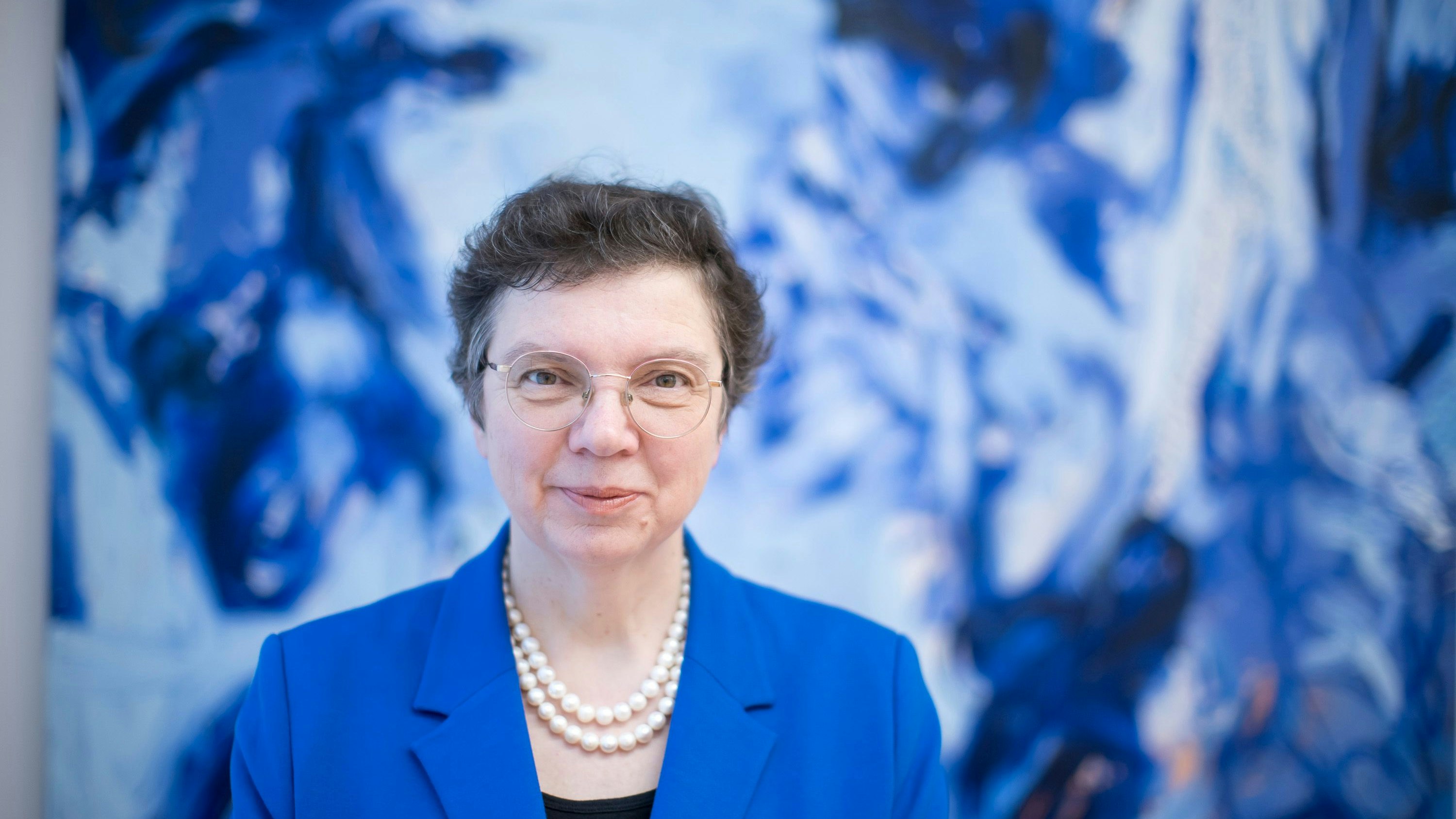 Monika Rosen war über 20 Jahre lang Chefanalystin im Private Banking einer österreichischen Großbank. Sie ist auch Vizepräsidentin der Österreichisch-Amerikanischen Gesellschaft