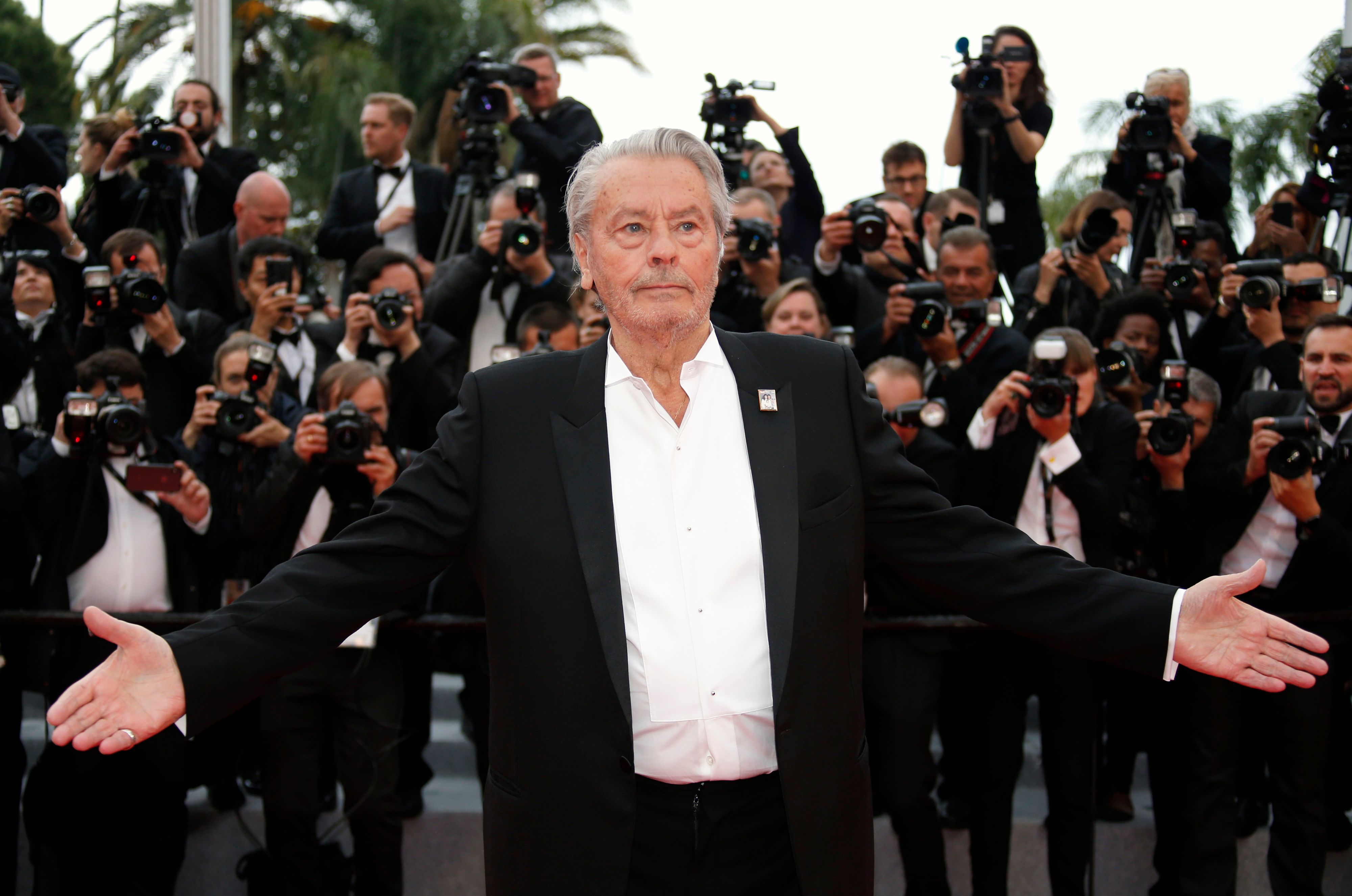 Alain Delon hat Ärger mit der Polizei.