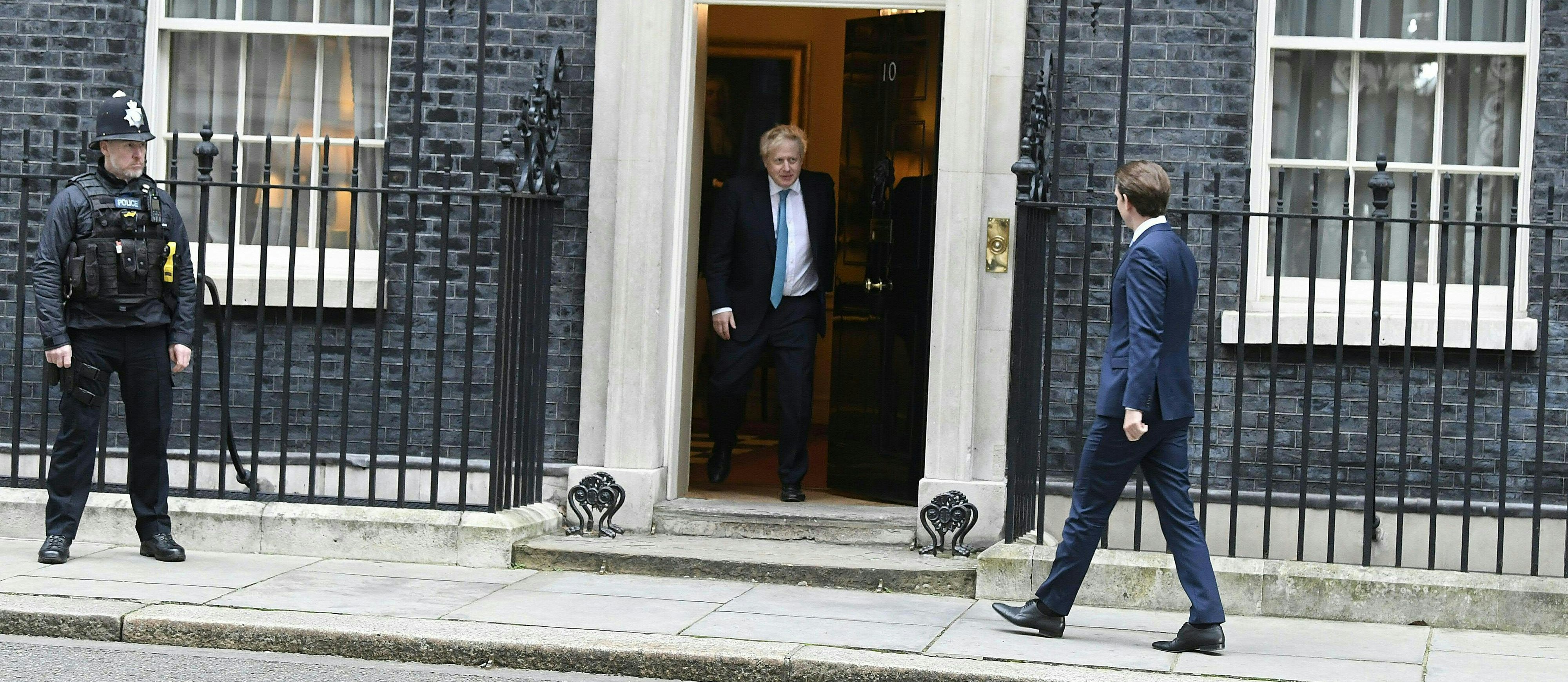 Österreichs Bundeskanzler Sebastian Kurz (r.) und der britische Premierminister Boris Johnson am 25. Februar 2020 im Rahmen eines offiziellen Treffens in London