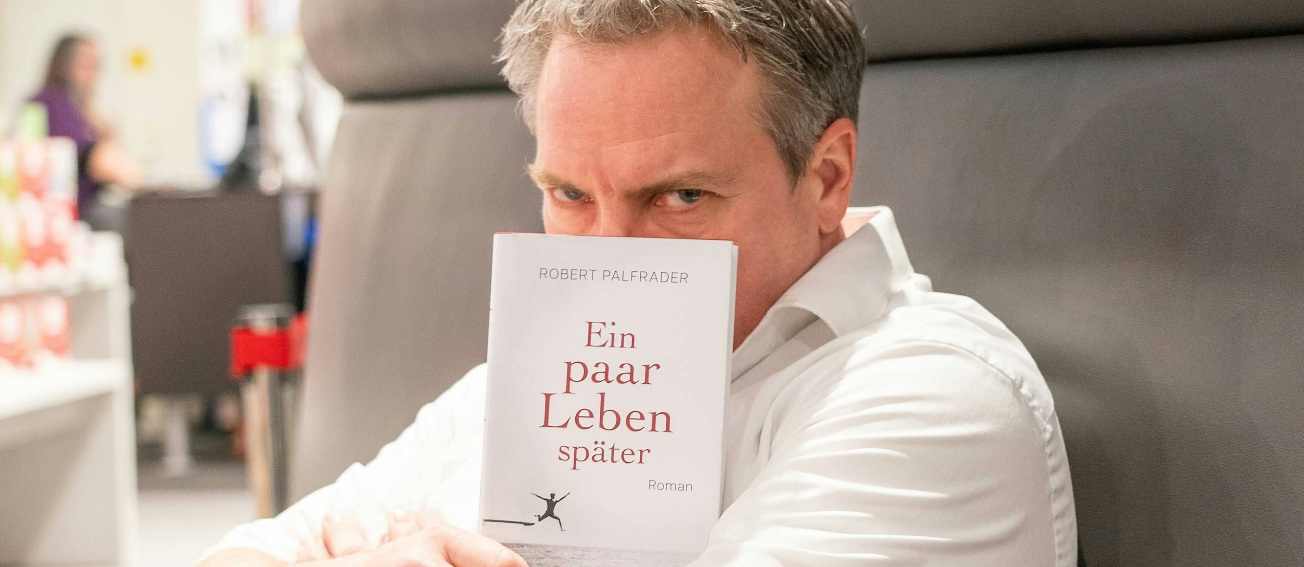 Im Thalia Wien-Mitte stellte Robert Palfrader sein neues Buch "Ein paar Leben später" vor