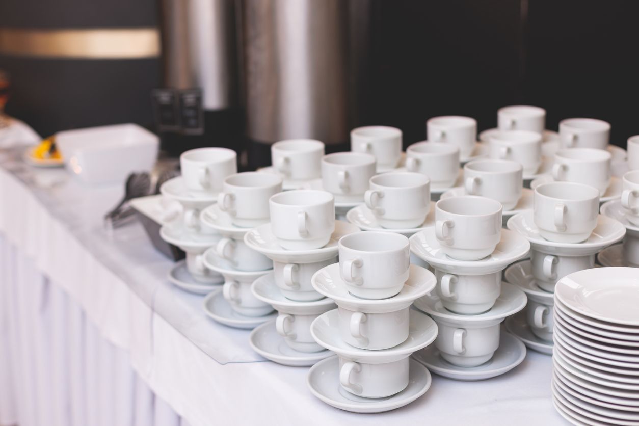 Als Tatwerkzeug fungierte in diesem Fall eine kleine Tasse. Symbolbild. 