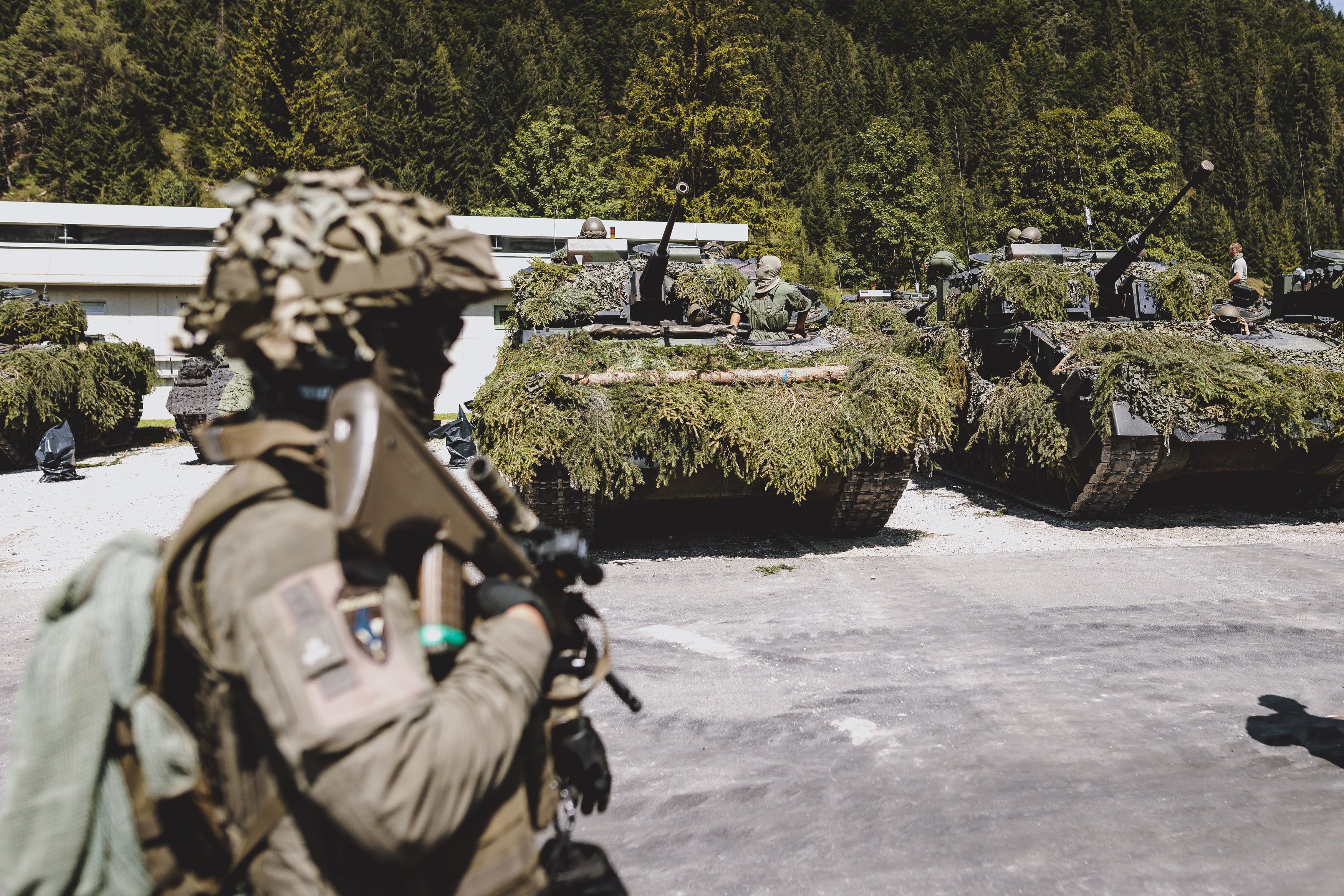 Über 40 gepanzerte Kampf- und Gefechtsfahrzeuge werden an der Großübung 