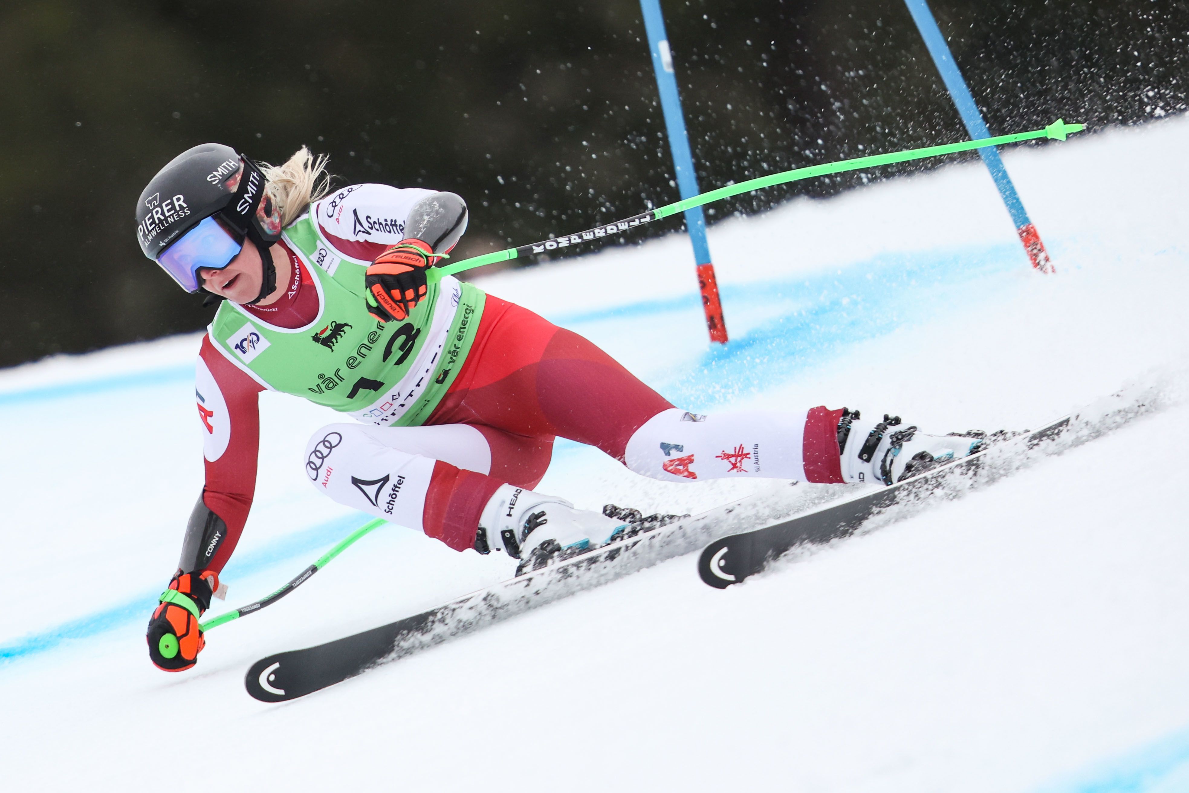 Cornelia Hütter landete hinter Lara Gut-Behrami, hat aber noch Chancen auf Super-G-Kristall.