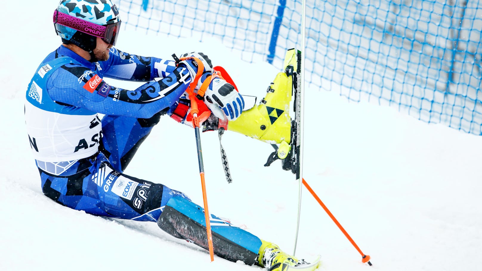 Ski-Sensationsmann spürt Unterkörper nicht mehr