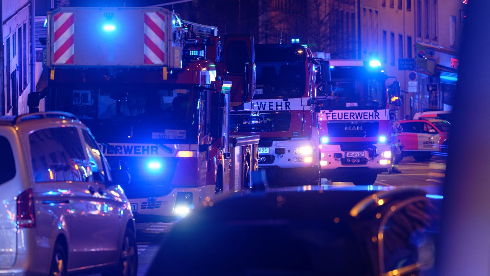 Auch die Feuerwehr stand im Einsatz. 