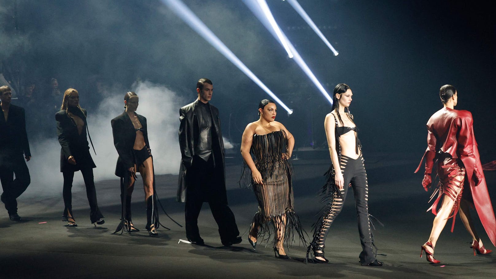 Mugler erfindet sich bei der Pariser Fashion Week neu