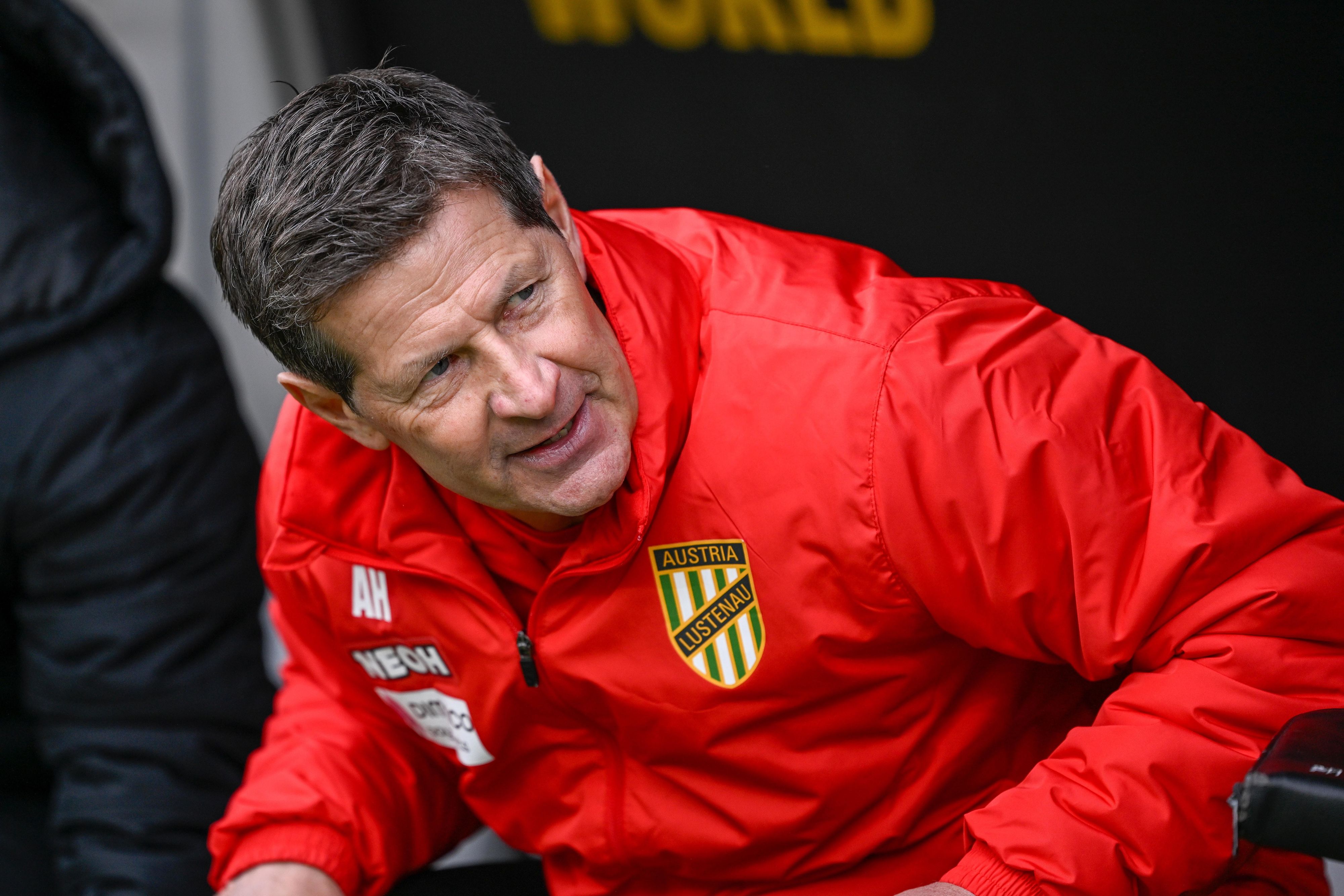 Andreas Heraf droht Ärger.