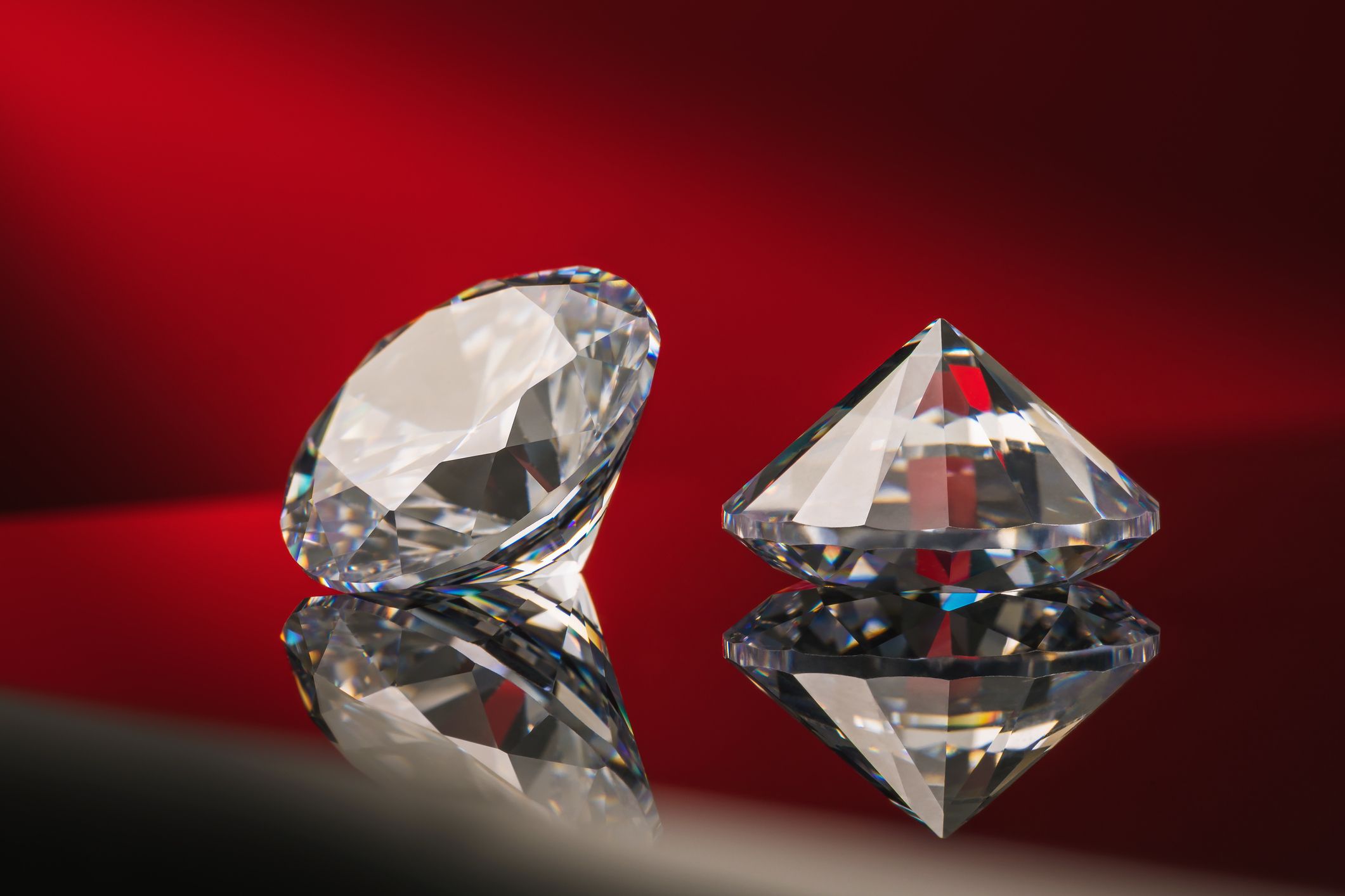 Häftling wollte im Gefängnis zwei Diamanten bestellen. 