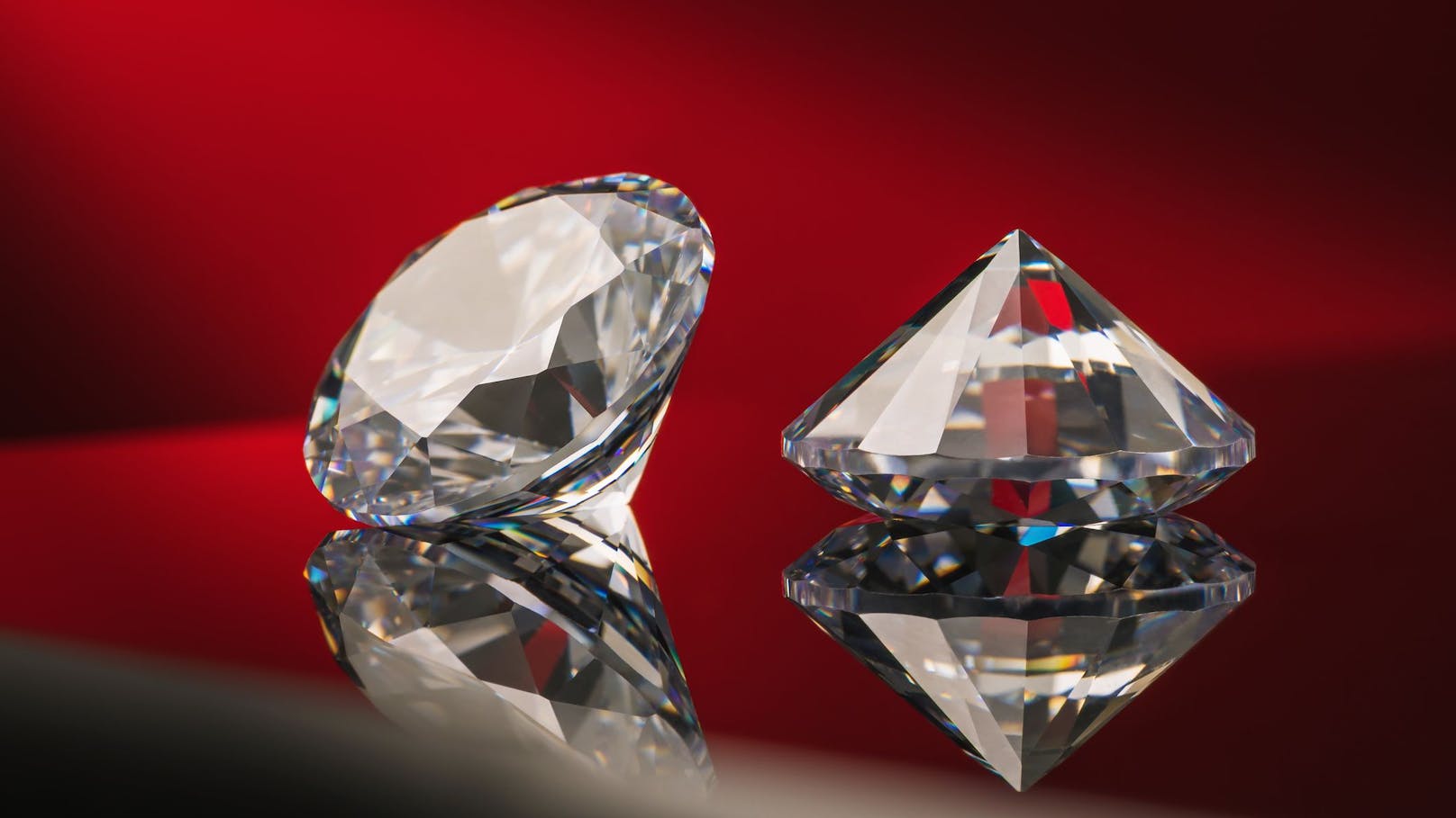 Häftling bestellte in Zelle Diamanten um 2,5 Mio. Euro