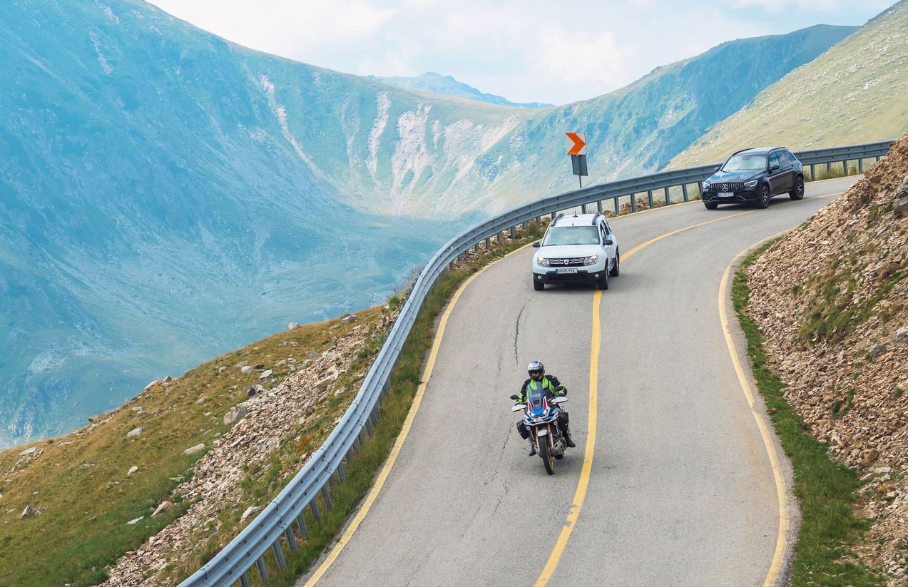 Wer in Rumänien mit dem Auto unterwegs ist, sollte auf der Hut sein.