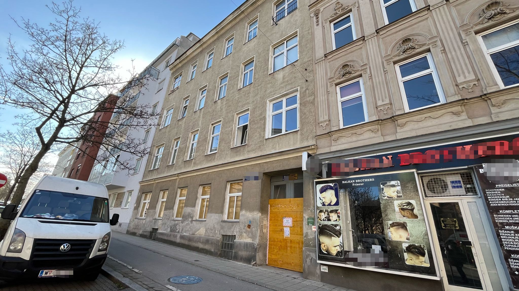 Tatort: Verbarrikadierte Kellerwohnung am Antonsplatz in Wien-Favoriten