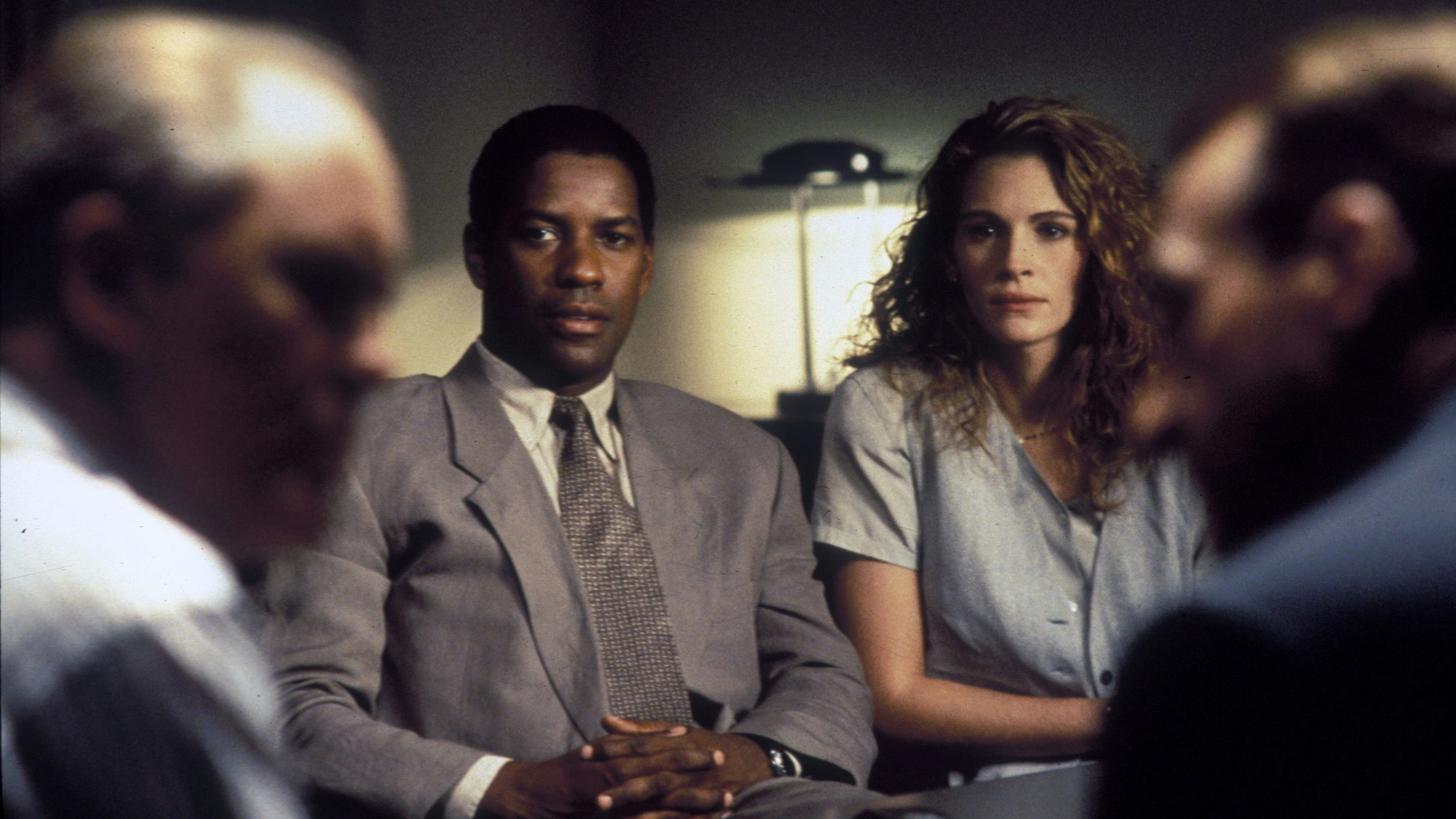 Julia Roberts und Denzel Washington in der 1993er-Verfilmung des John-Grisham-Bestsellers "Die Akte". 