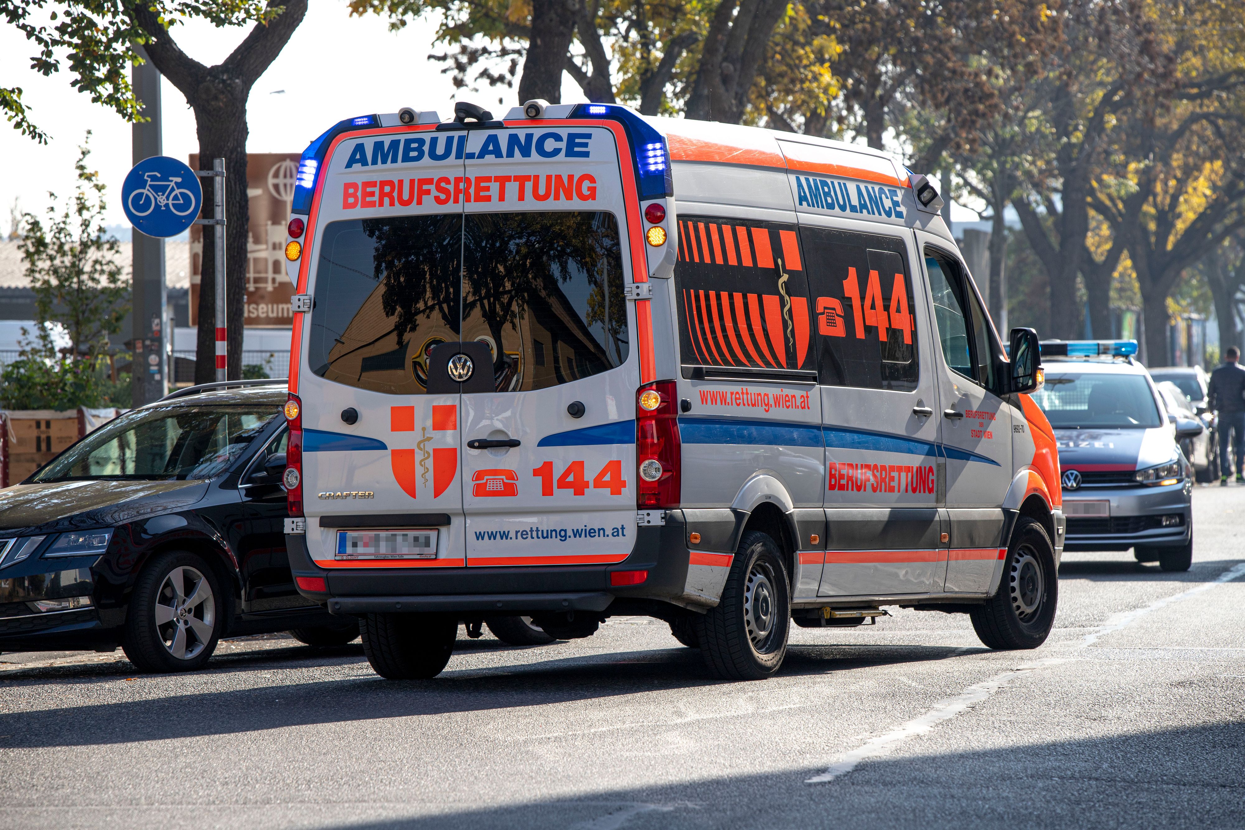 Der 26-Jährige musste mit schweren Verletzungen ins Spital eingeliefert werden. (Symbolbild)
