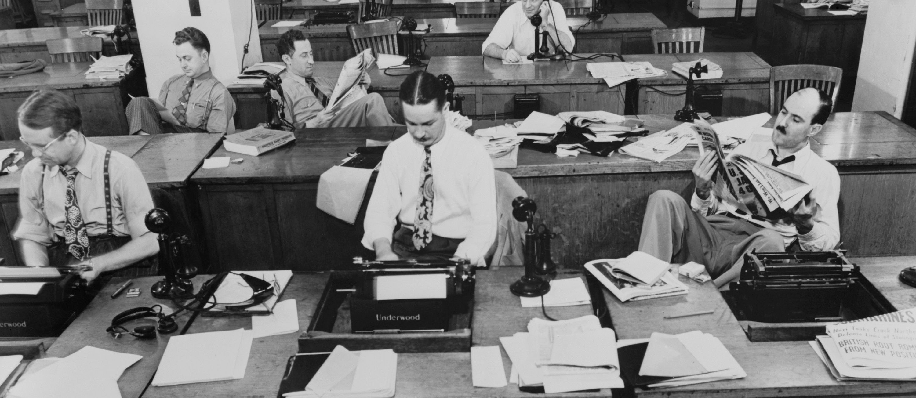 Goldene Zeiten? Der Newsroom der "New York Times" in einer Aufnahme aus 1942, als es noch recht entspannt zugegangen sein scheint