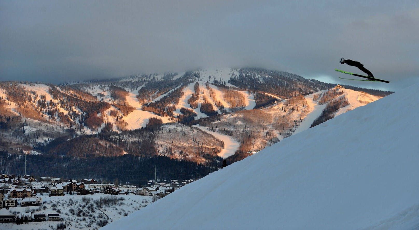 Steamboat Springs gilt als einer der populärsten Ski-Orte der Vereinigten Staaten. Seit dem Home-Office-Boom haben die Mieten und Immobilienpreise extrem angezogen.