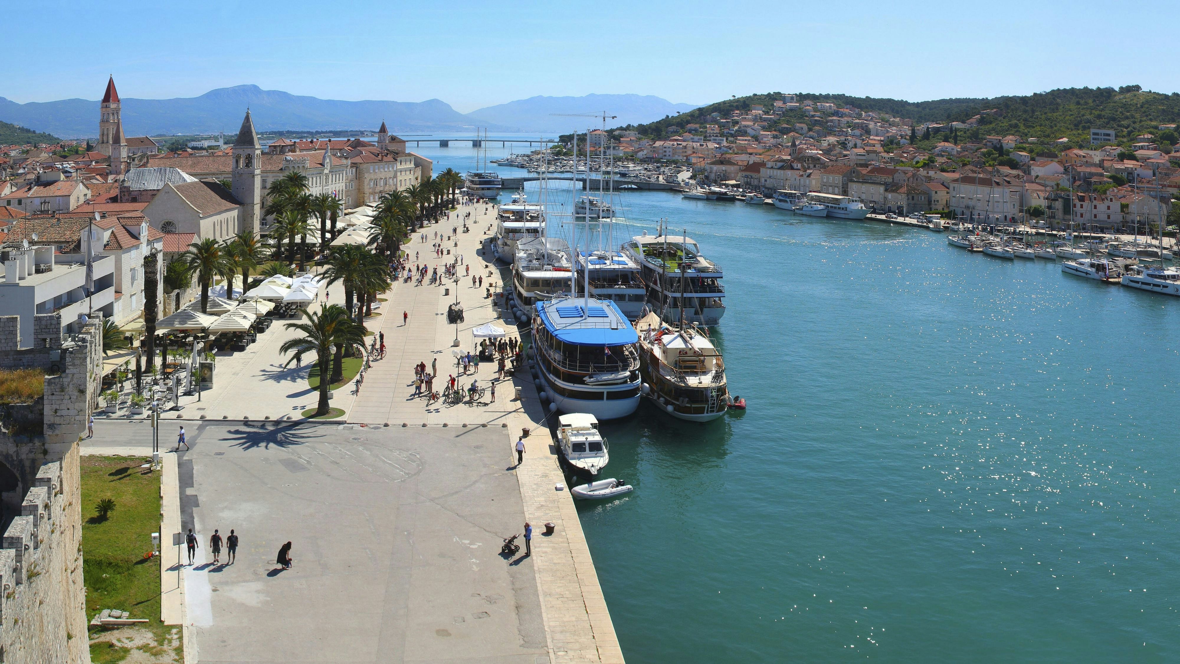 Heute.at - Hagel, Schnee – diese Balkan-Insel wird plötzlich weiß