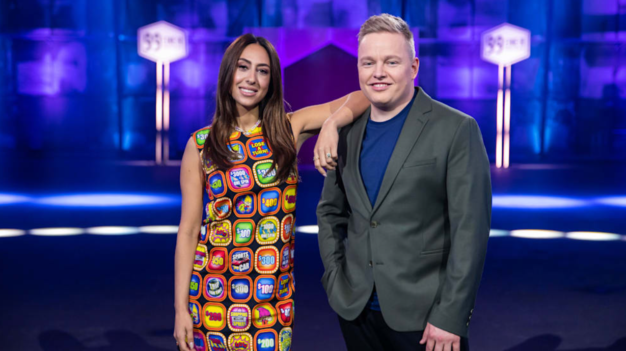  Melissa Khalaj und Florian Schmidt-Sommerfeld moderieren die Sendung.