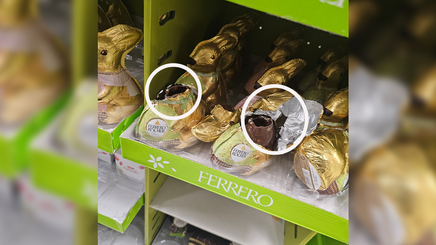 In ihrem örtlichen Supermarkt bemerkte eine Wienerin, dass zwei Schokohäschen die Köpfe fehlen. Sie kann solche Aktionen nicht verstehen.