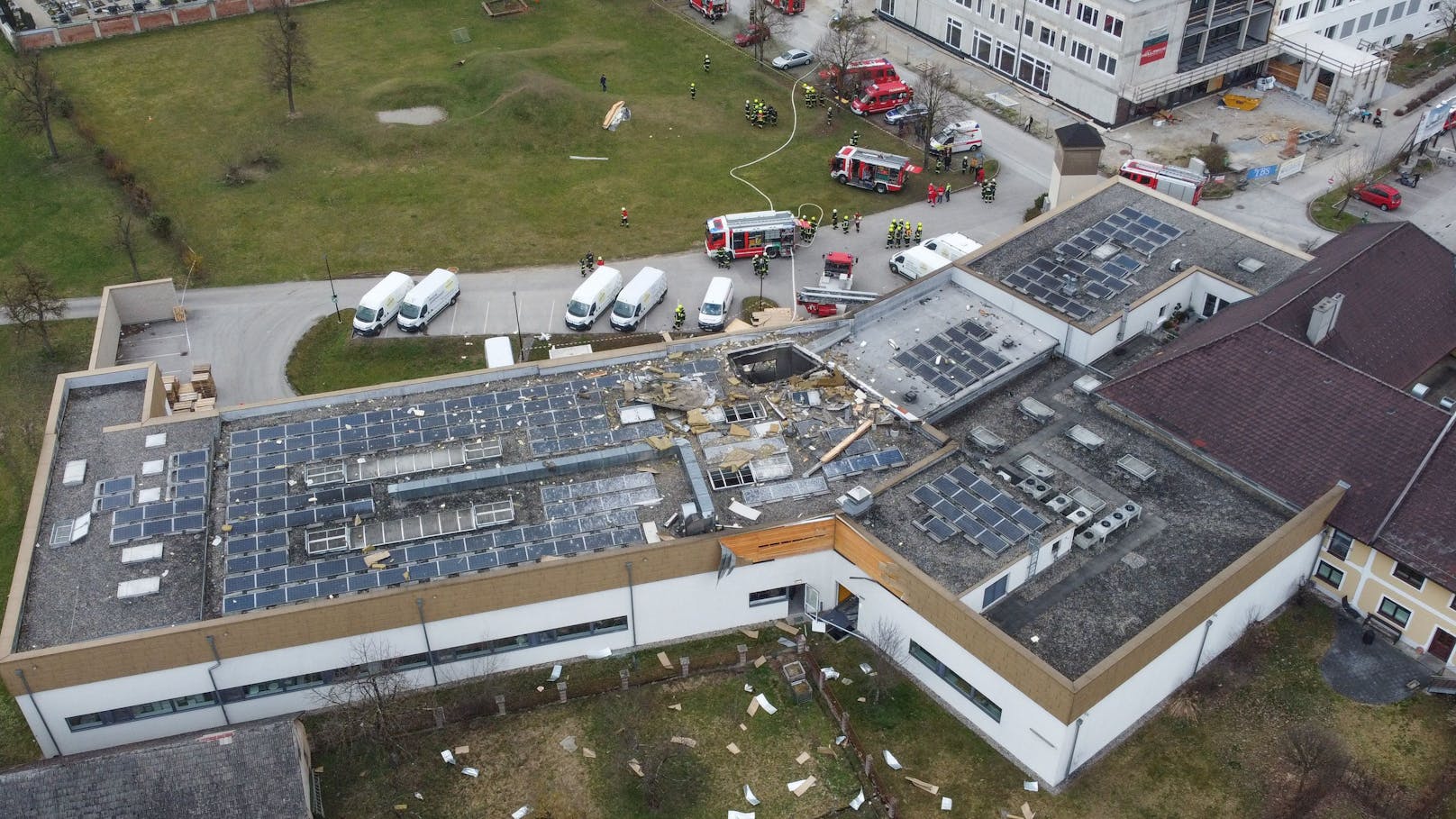 In Oberösterreich ist es am Mittwoch in einer Bäckerei zu einer heftigen Explosion gekommen.